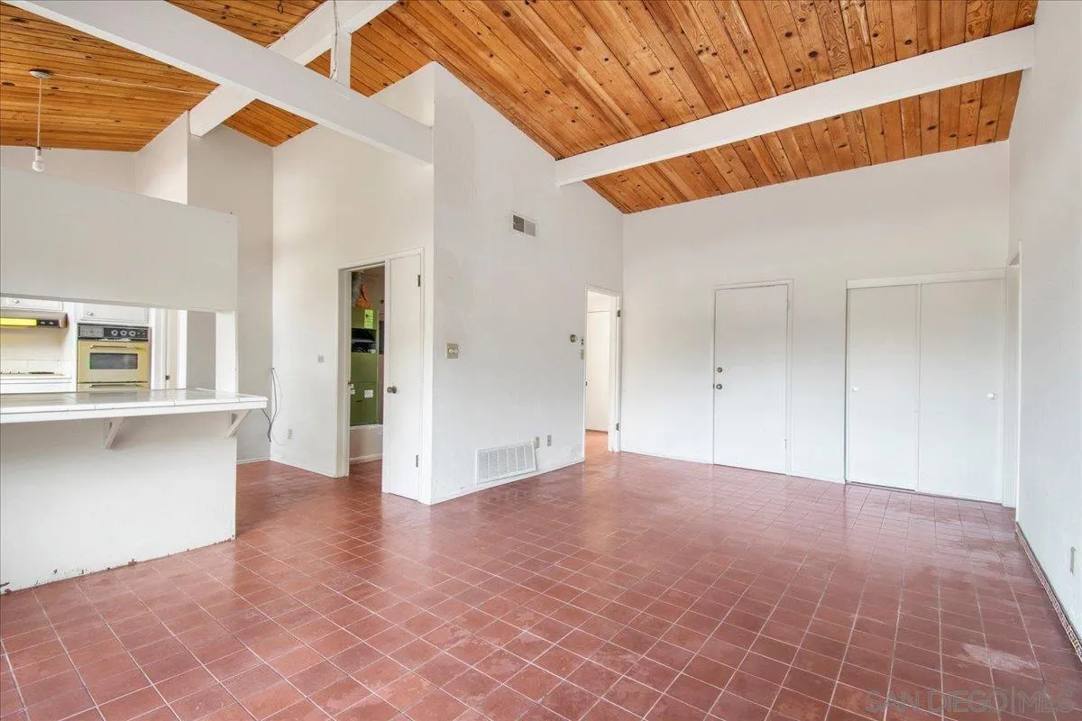 https://cdn.realtyfeed.com/cdn/127/260022885/fc5928ef2fe07a5f8218ac463304738d.webp