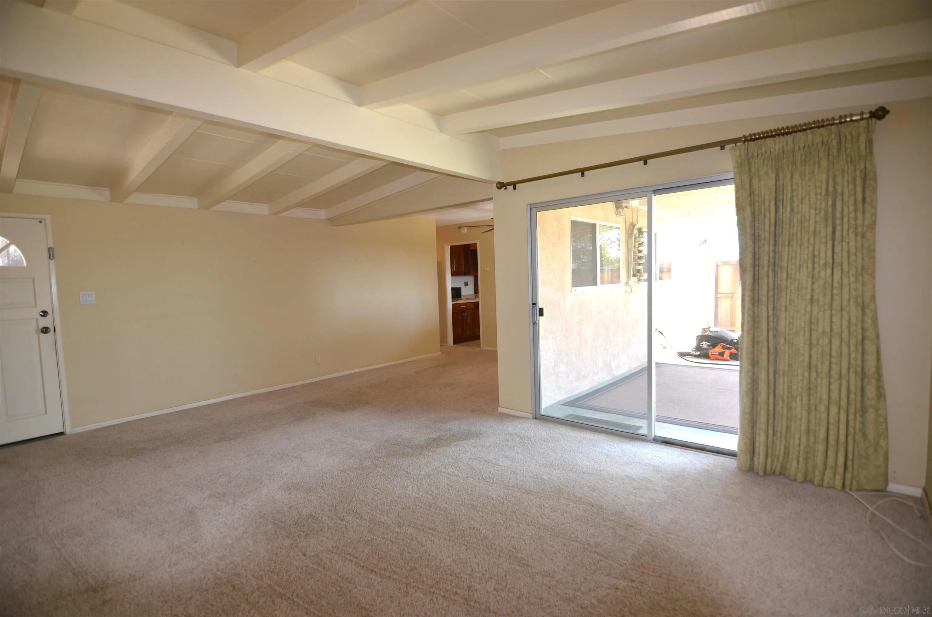 https://cdn.realtyfeed.com/cdn/127/260022887/17e9c5b08b65cdfb781725f808537468.webp