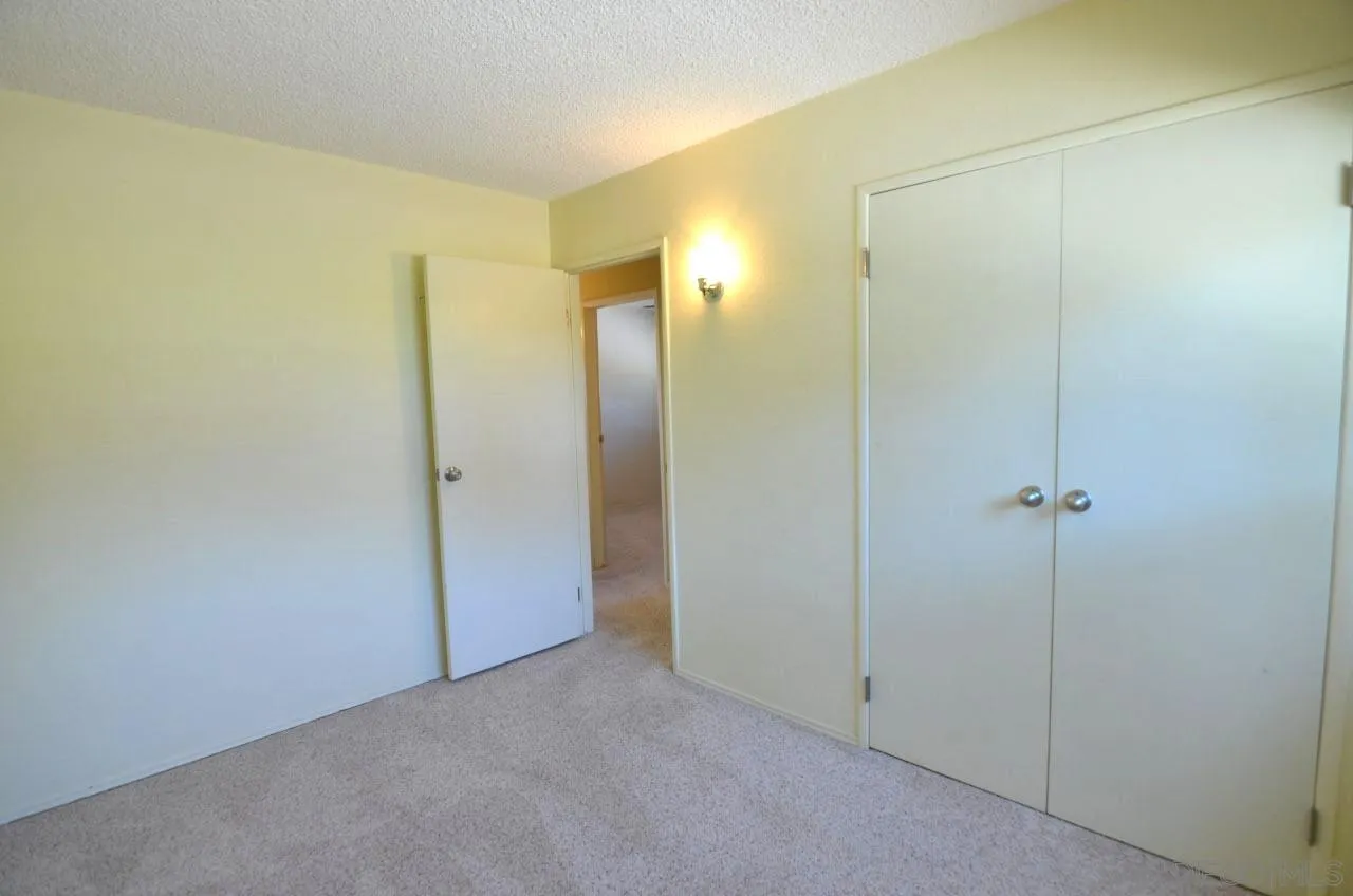 https://cdn.realtyfeed.com/cdn/127/260022887/4d84d4a6d53b54c5b43297915aacad69.webp