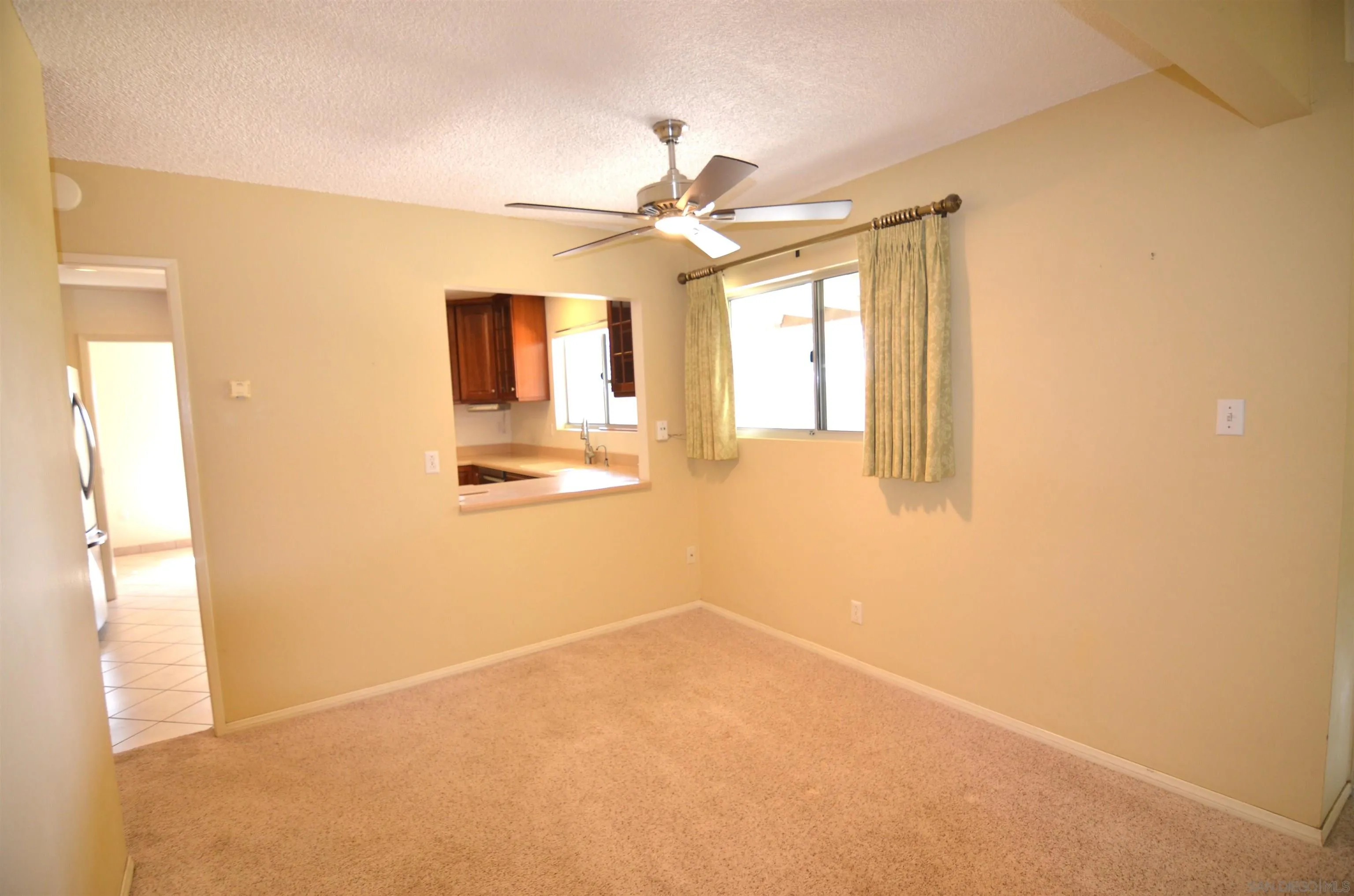 https://cdn.realtyfeed.com/cdn/127/260022887/bd03e6ceddfa5f06fb045047db72f7ca.webp