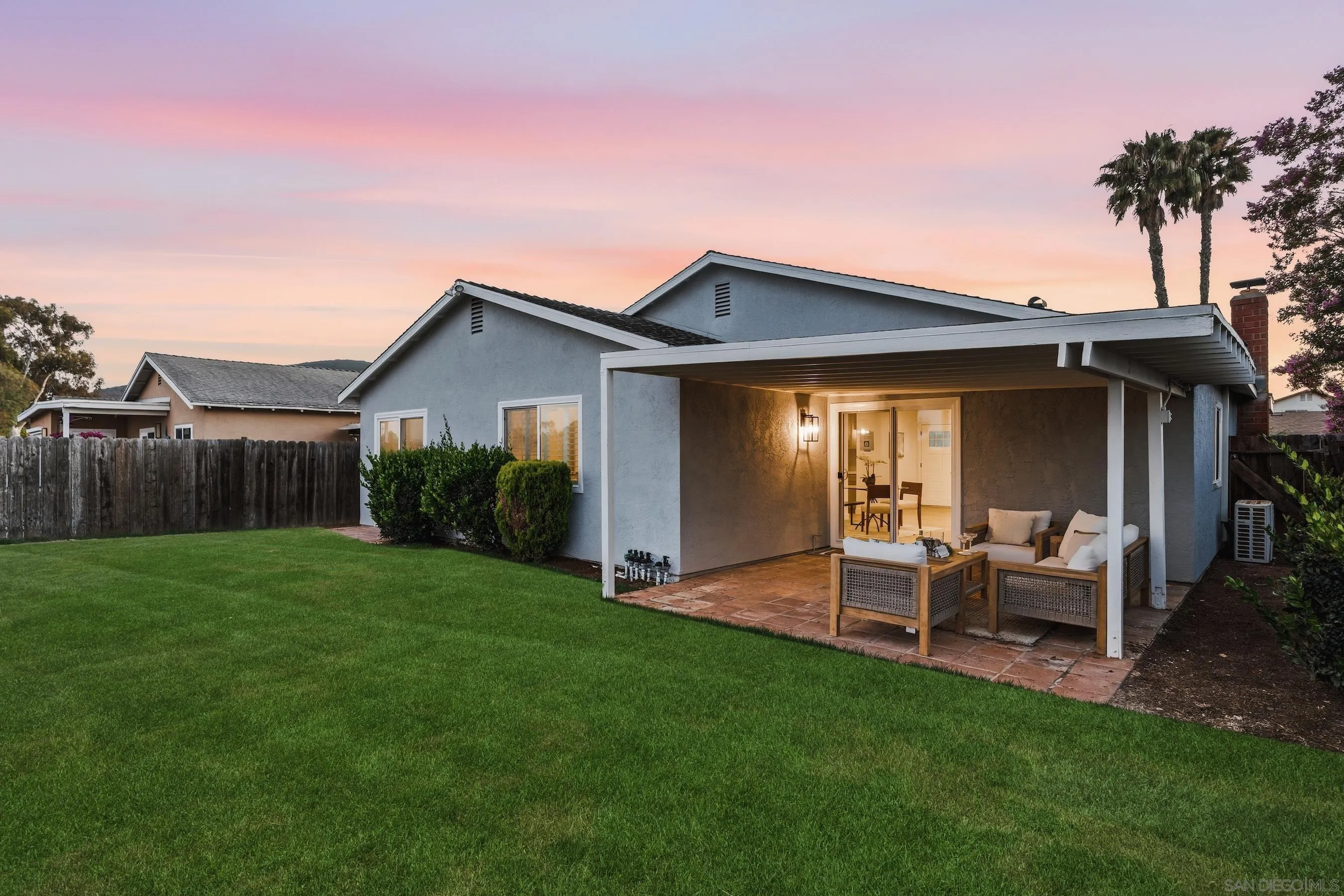 https://cdn.realtyfeed.com/cdn/127/260022888/ef512f4258ac4cd062d6ec41e1a998e1.webp