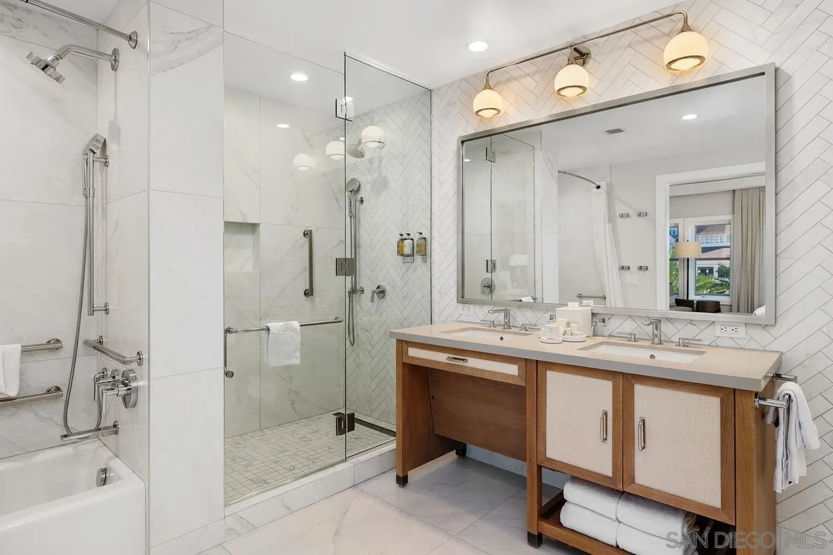 https://cdn.realtyfeed.com/cdn/127/260022891/7cd549c3d748003d4ffa0c016f3d99df.webp