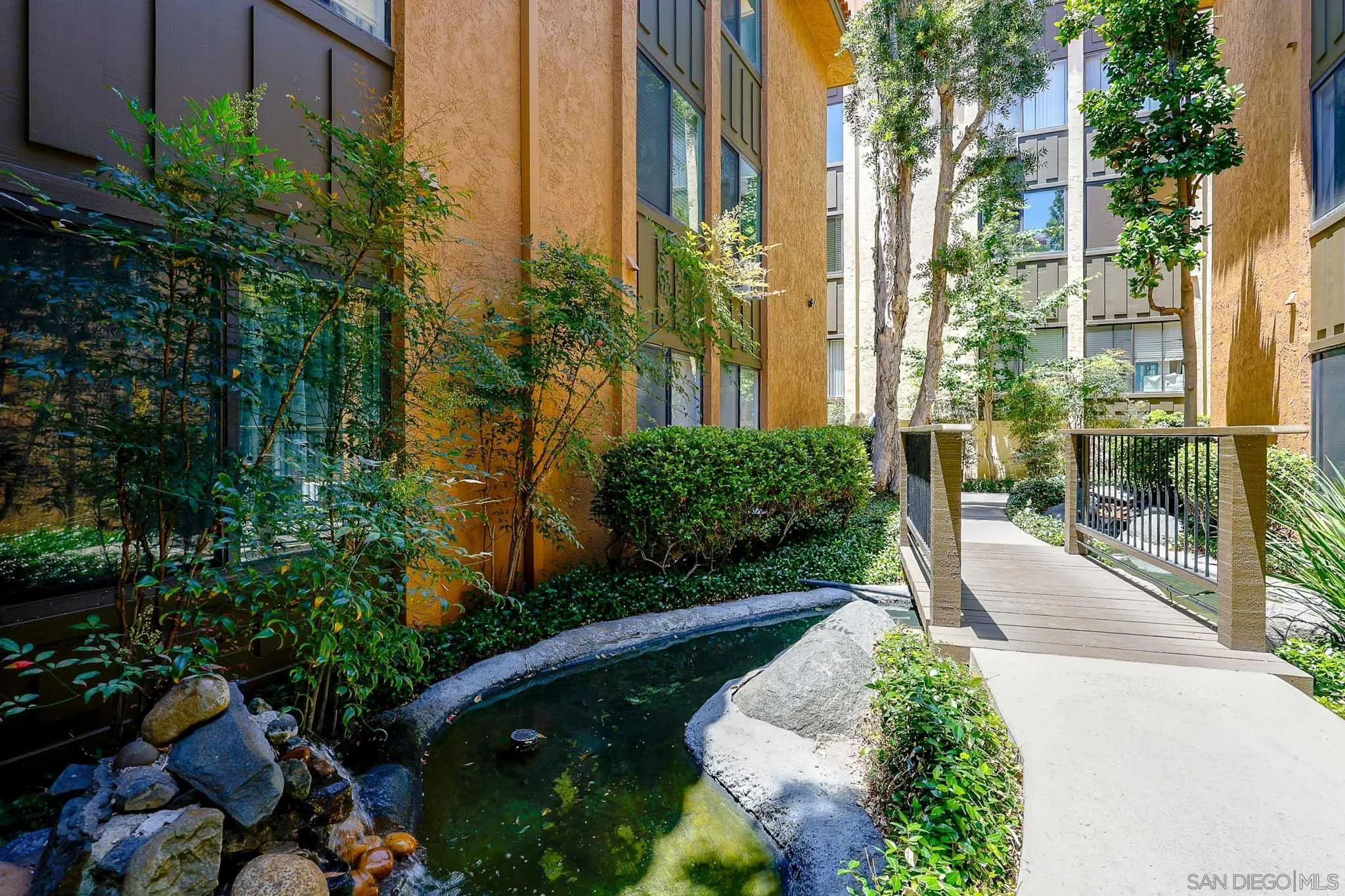 https://cdn.realtyfeed.com/cdn/127/260022892/0638e3a328a26f7c82ca0a80fc3d05fe.webp