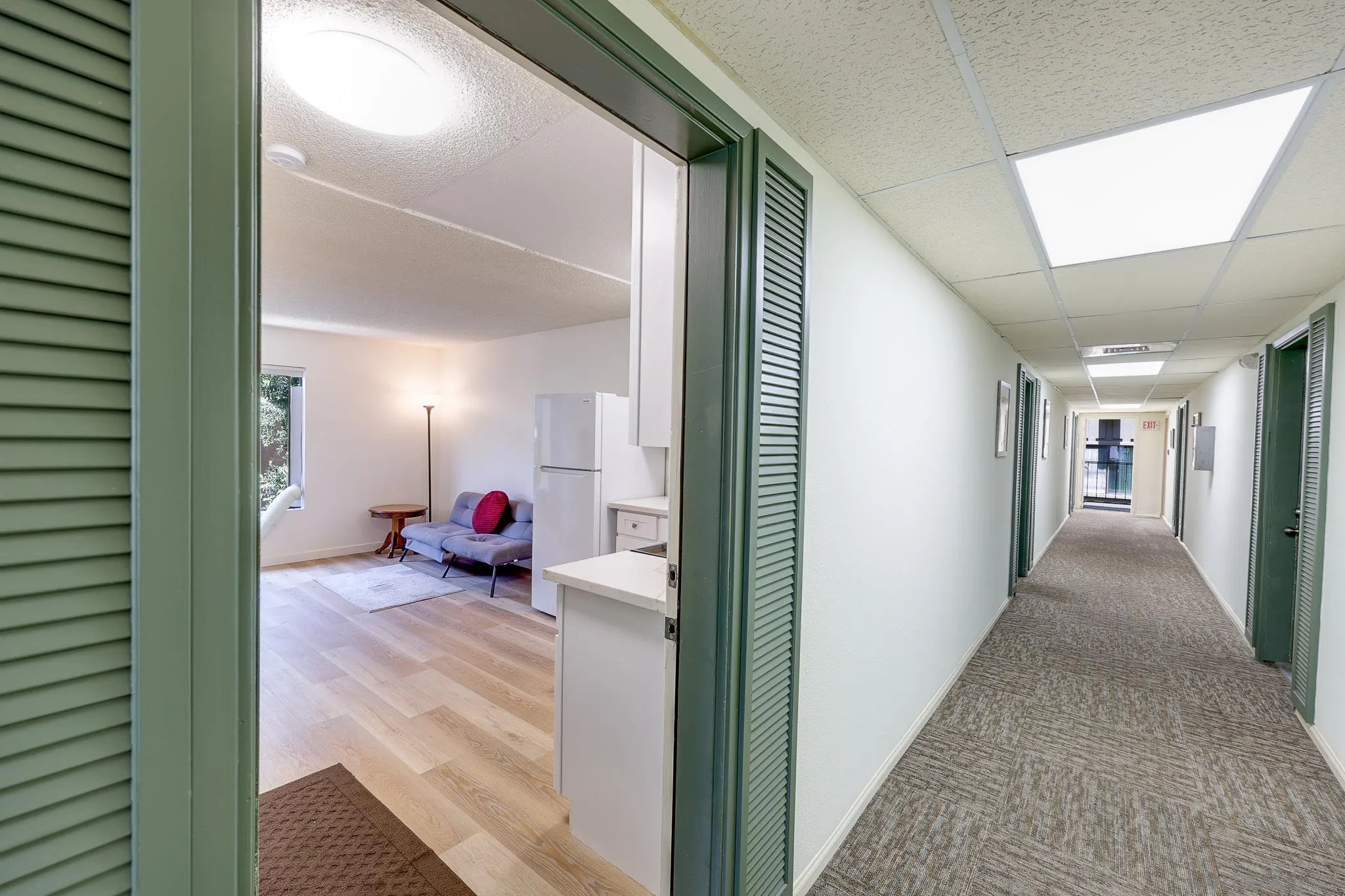 https://cdn.realtyfeed.com/cdn/127/260022892/29c148117d0aed217a5cb5ab6e38c222.webp