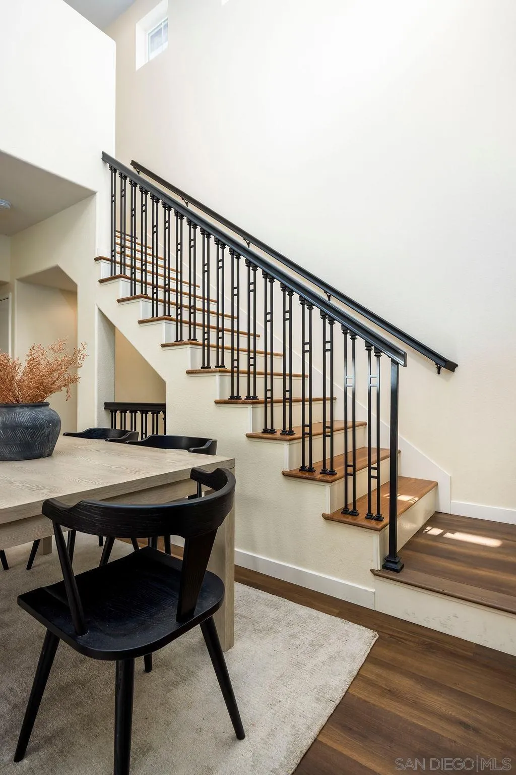 https://cdn.realtyfeed.com/cdn/127/260022894/6013e24cfbf27fb34dbbaf38f69db346.webp