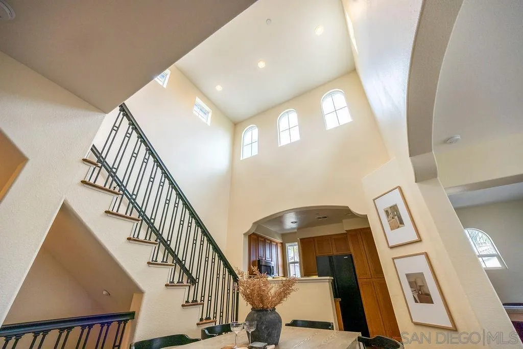 https://cdn.realtyfeed.com/cdn/127/260022894/6c8382f647827f318f83932d26148e76.webp
