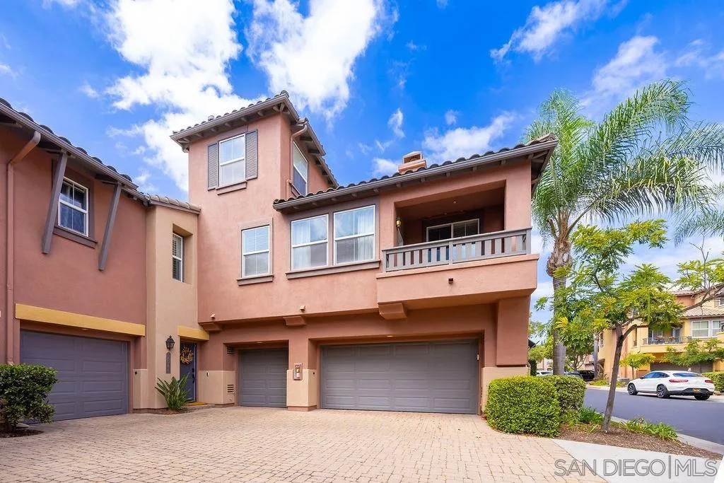 https://cdn.realtyfeed.com/cdn/127/260022894/aaad222976d93e5303b7cf1b1deac1b3.webp