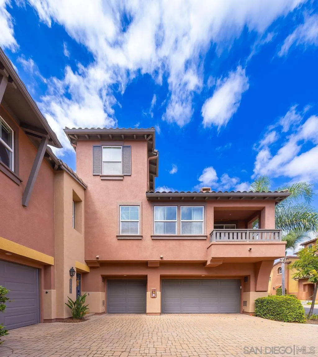 https://cdn.realtyfeed.com/cdn/127/260022894/b747692c7f99bf9fe4d7e56f855dfde9.webp