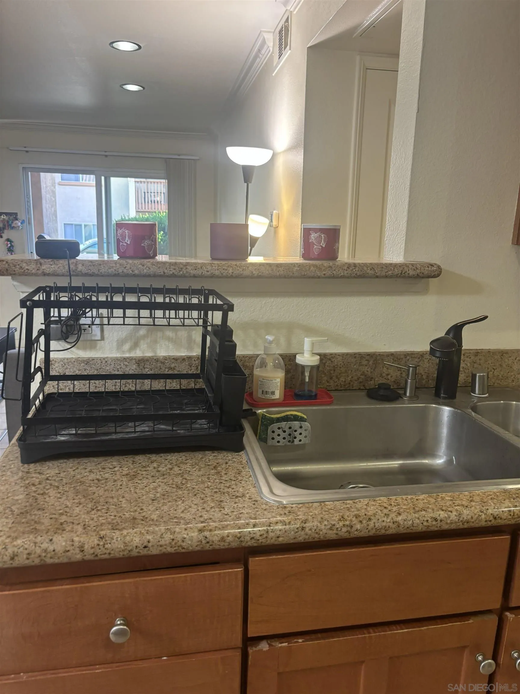 https://cdn.realtyfeed.com/cdn/127/260022895/1eac84e51e17a58a5afde1c530669e31.webp