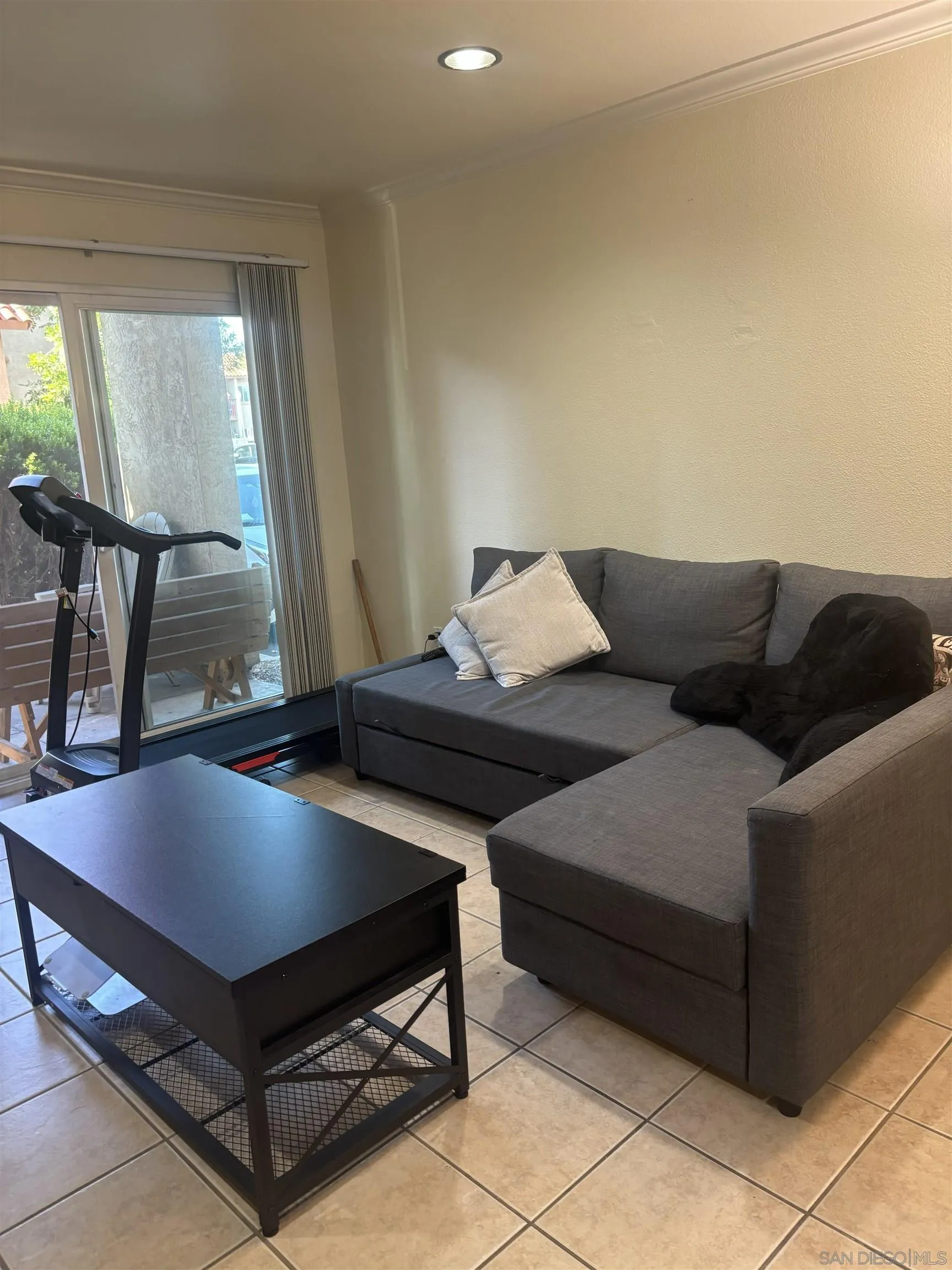 https://cdn.realtyfeed.com/cdn/127/260022895/fd93c41fa61672b3cc8157747fab9c11.webp