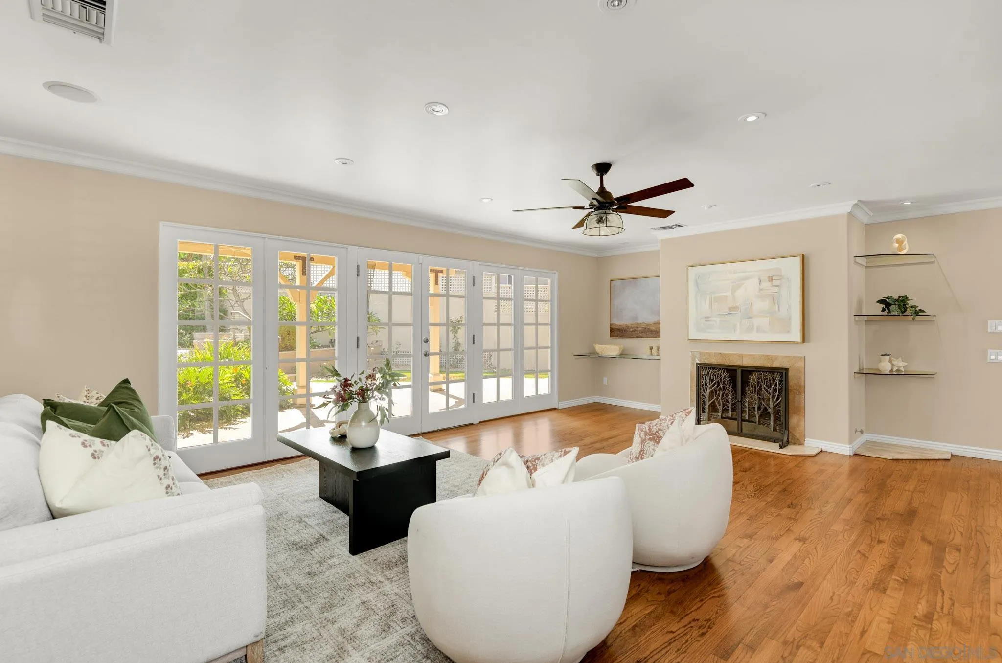 https://cdn.realtyfeed.com/cdn/127/260022896/692fc80474dcb498de3be5f4d079fe78.webp