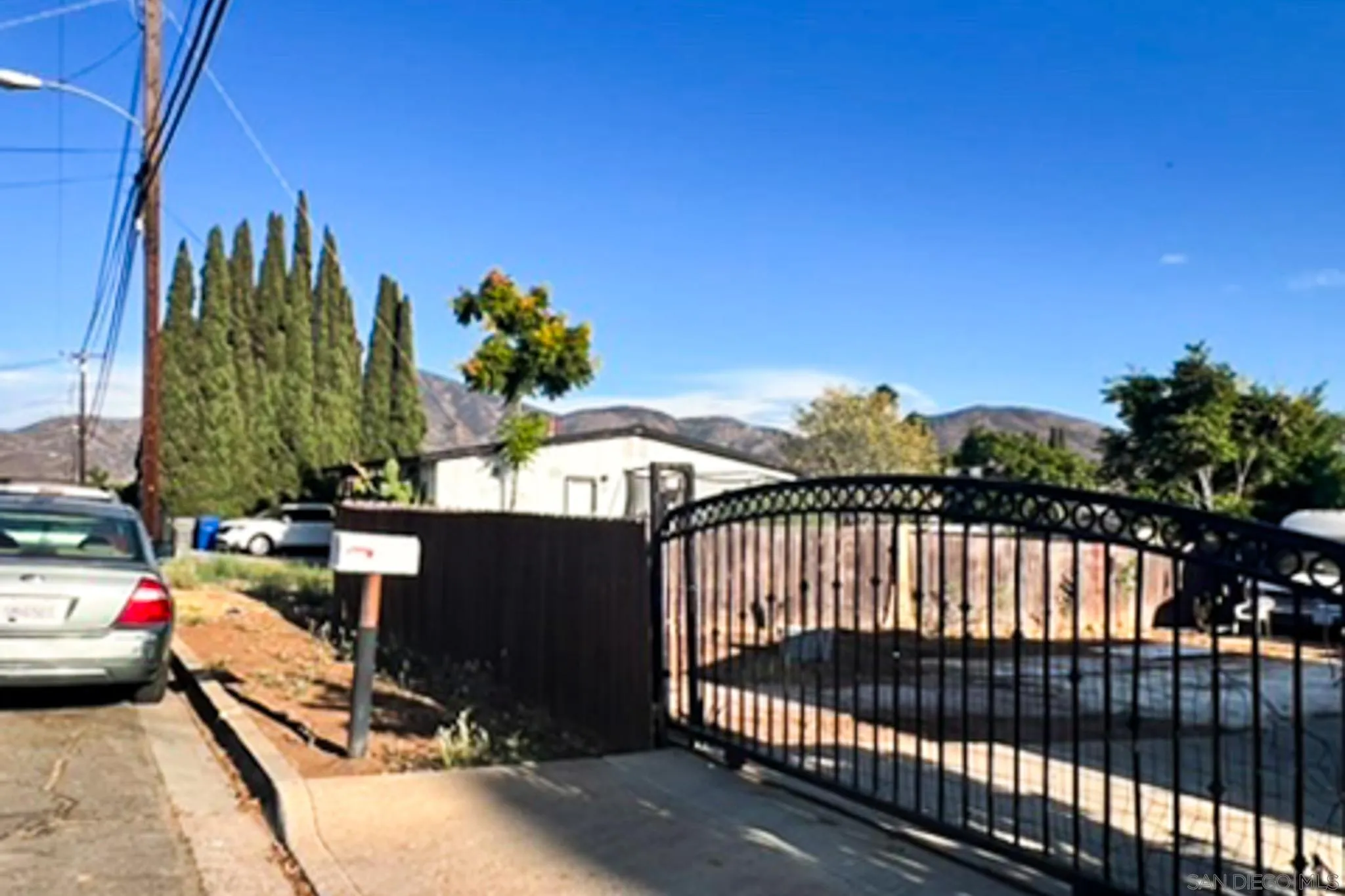 https://cdn.realtyfeed.com/cdn/127/260022897/267ea6fcfc999b3f2d6d3c0d7d526281.webp