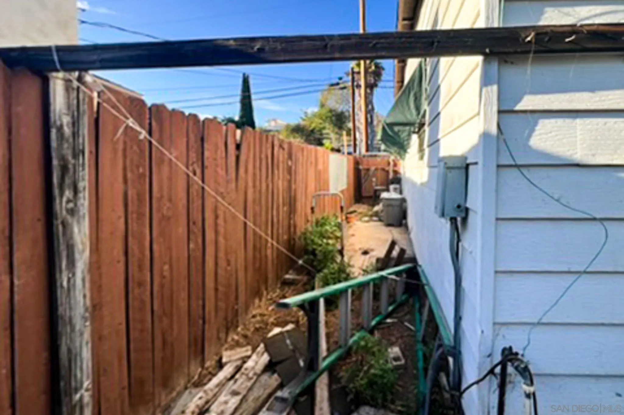 https://cdn.realtyfeed.com/cdn/127/260022897/44dd407403eaf9f7ea379649916c8fee.webp