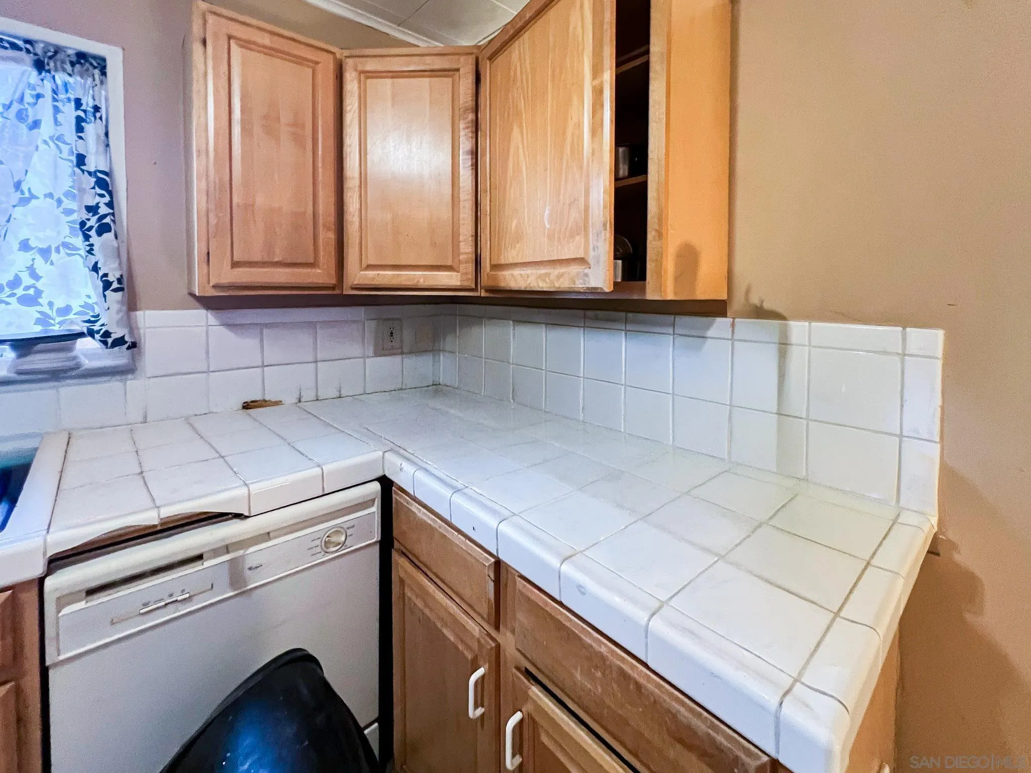 https://cdn.realtyfeed.com/cdn/127/260022897/6de6d3924c1bb4302739d04f24bbd6e0.webp