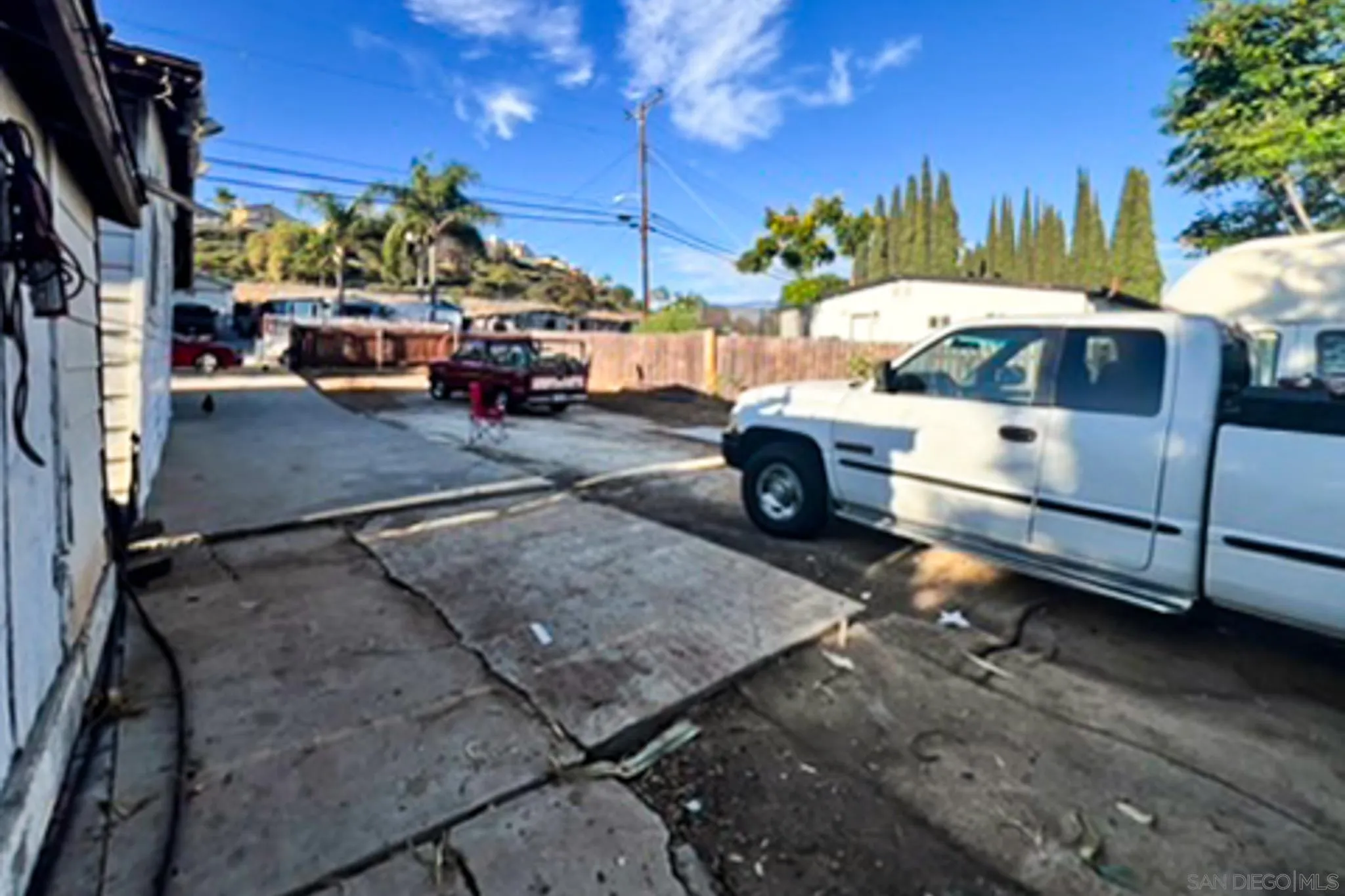https://cdn.realtyfeed.com/cdn/127/260022897/87feed94214d1154084b4c2d98bdadc8.webp