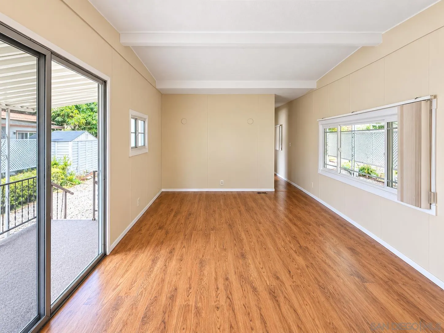 https://cdn.realtyfeed.com/cdn/127/260022902/9572d445de25e31d565b07260e8192b8.webp
