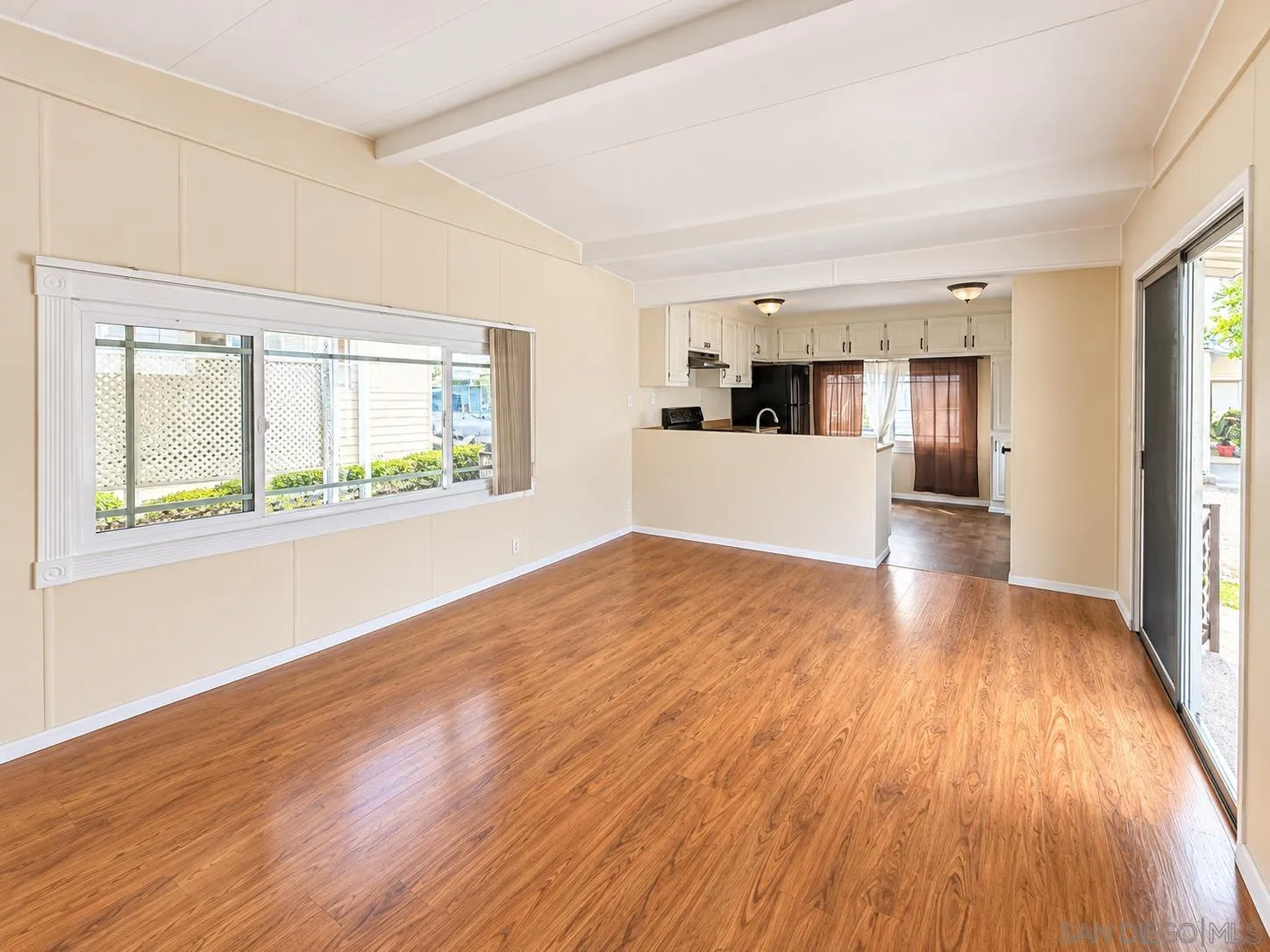 https://cdn.realtyfeed.com/cdn/127/260022902/ad763513eed631746e2e8f02c9c48741.webp