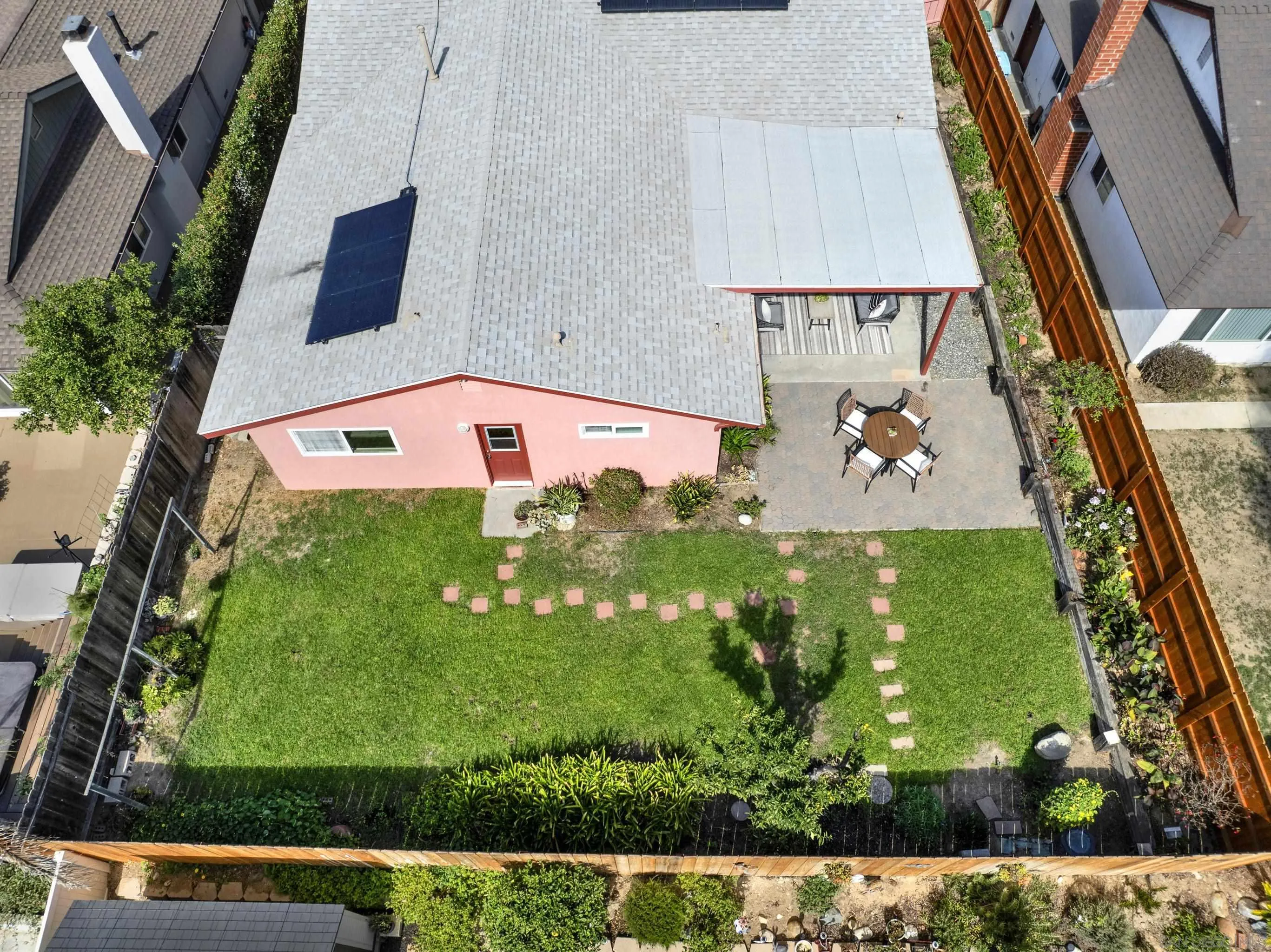 https://cdn.realtyfeed.com/cdn/127/260022905/5fcd5c5e8a9904f2ecceb50c9b9ed188.webp