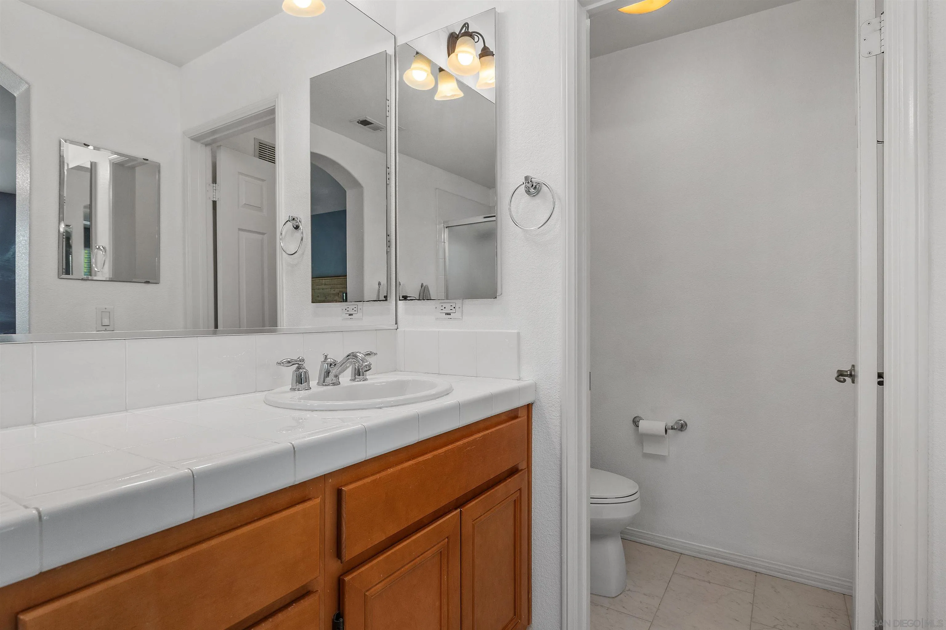 https://cdn.realtyfeed.com/cdn/127/260022908/6de04dd9e31637fe402321ee86ca027f.webp