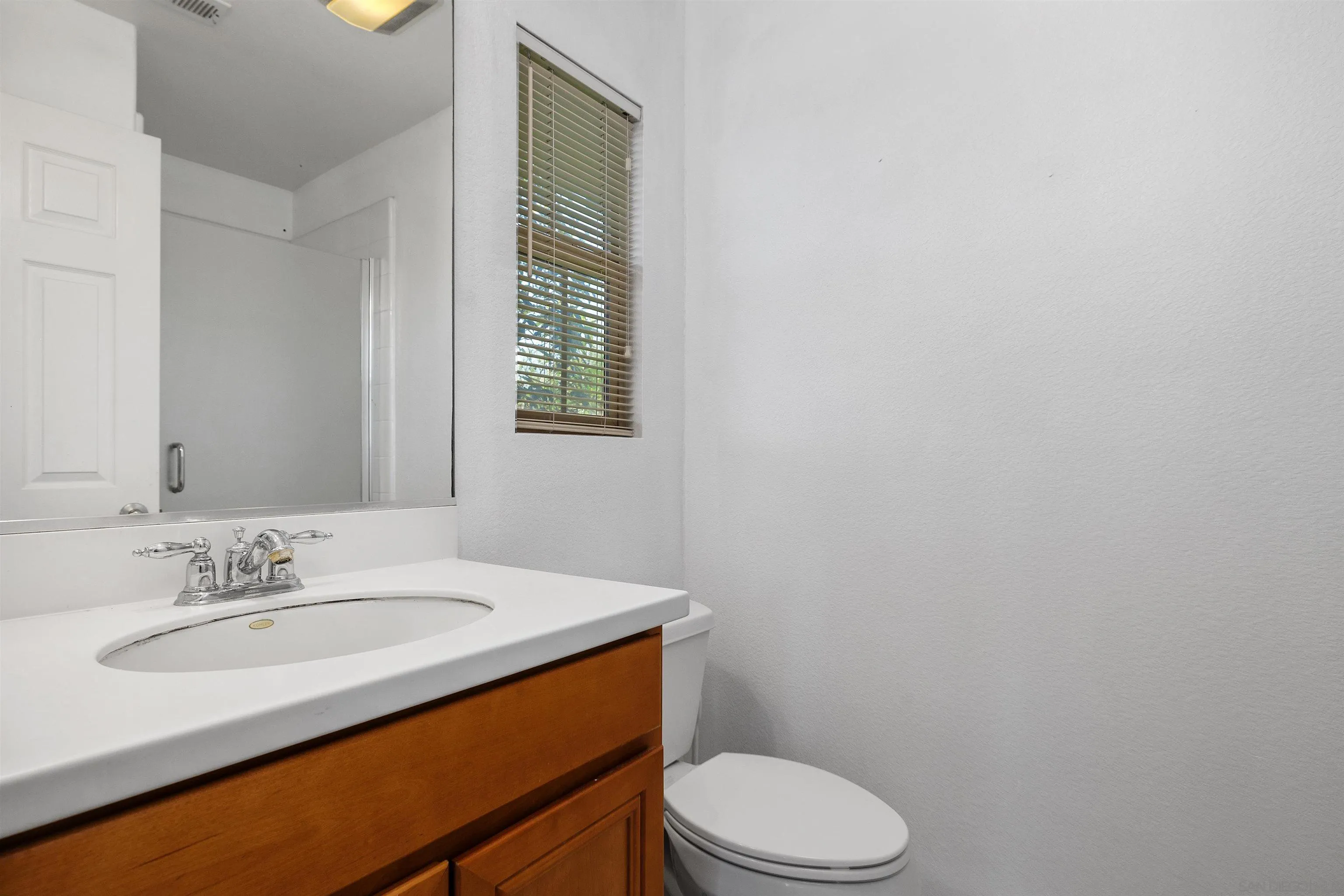 https://cdn.realtyfeed.com/cdn/127/260022908/beca0bc60c7c727558ae8c6e799ff75b.webp