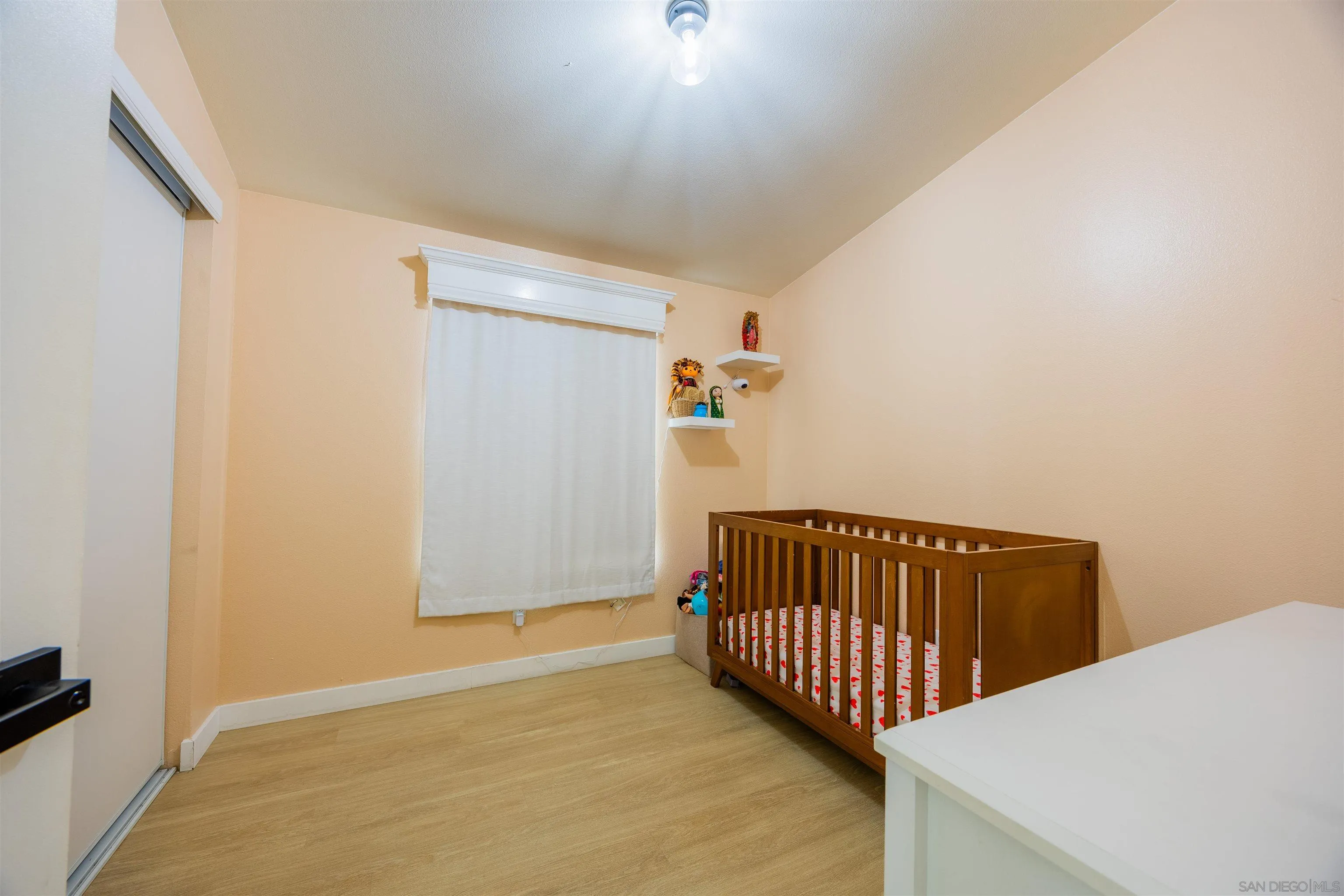 https://cdn.realtyfeed.com/cdn/127/260022914/431e54dd05b78240a86dc26e0969b058.webp