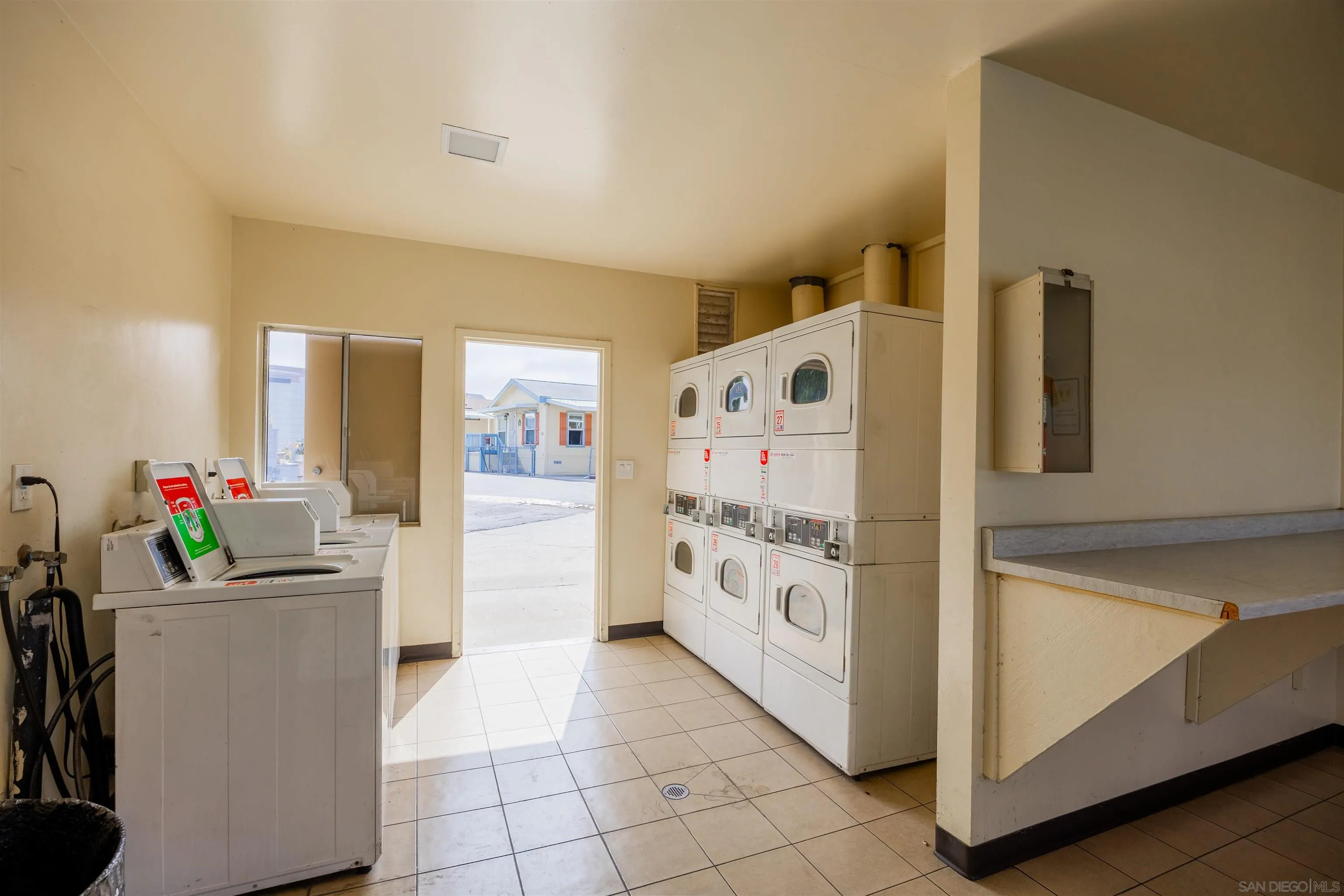 https://cdn.realtyfeed.com/cdn/127/260022914/487c85eab4e87ab5bc2f32f0f1262ccb.webp