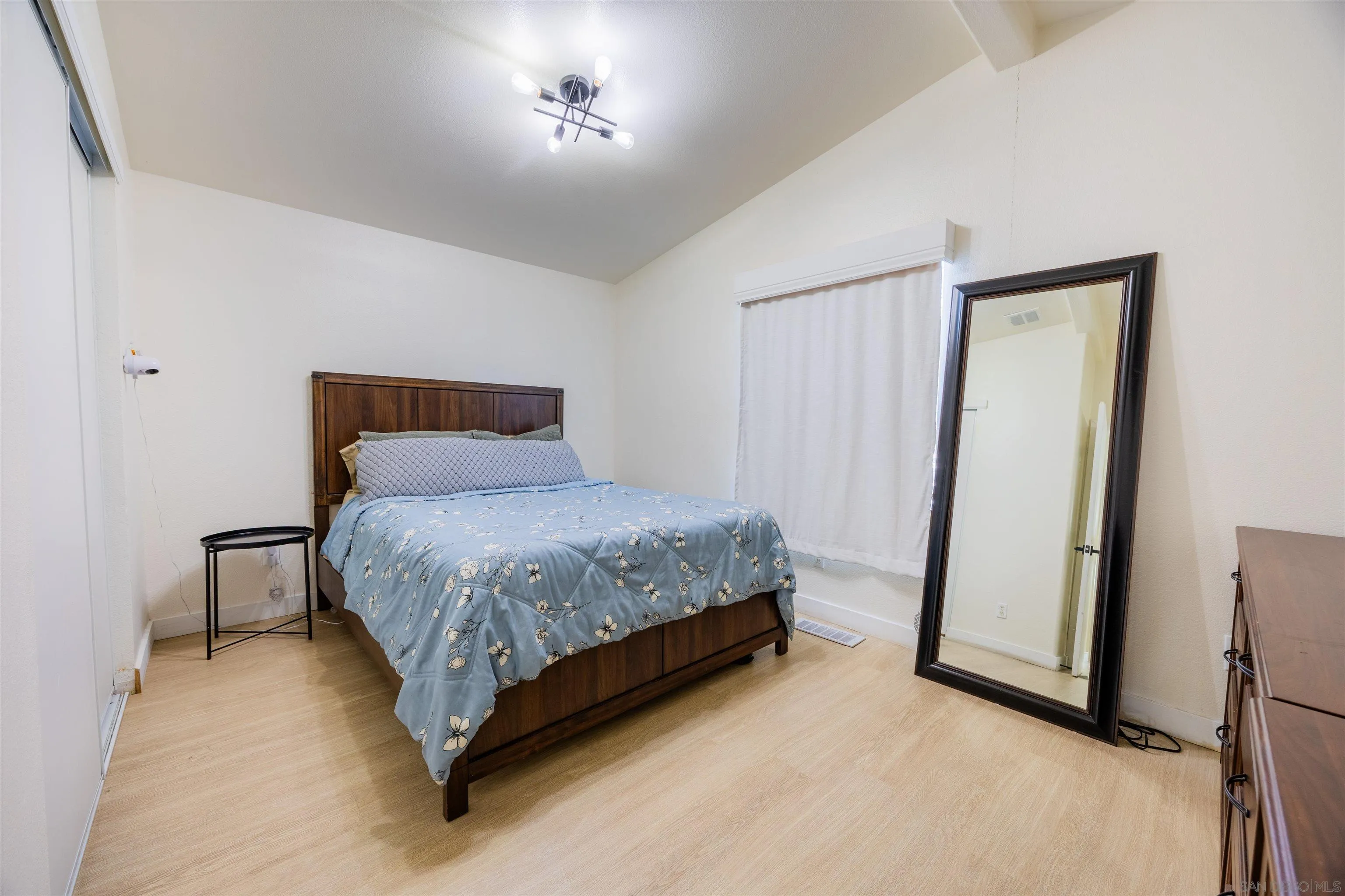 https://cdn.realtyfeed.com/cdn/127/260022914/d70db3937165dc14c627477baa1dfaf9.webp