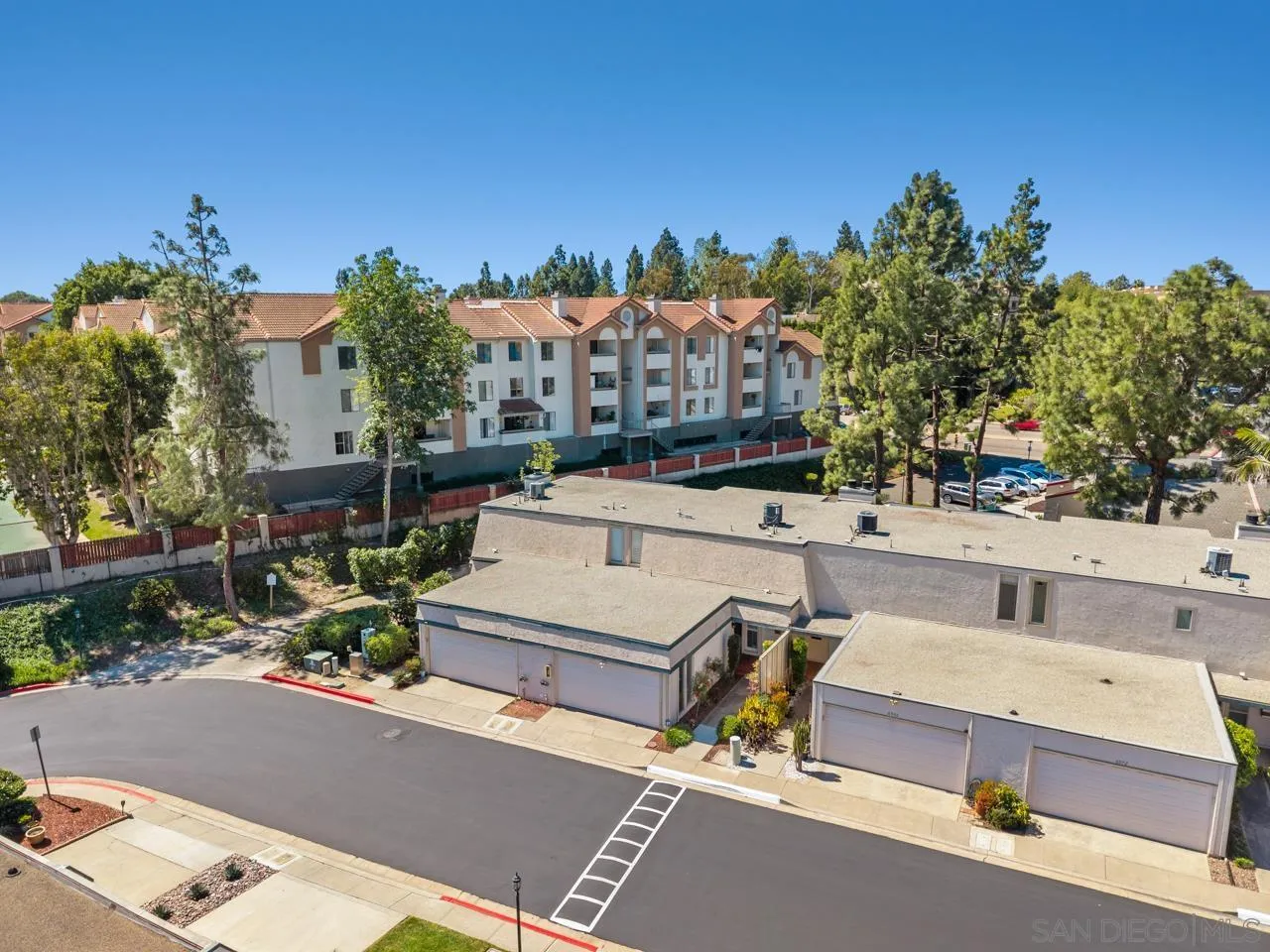 https://cdn.realtyfeed.com/cdn/127/260022915/0cda3773a2e1d9d993b63e0958b5c05e.webp