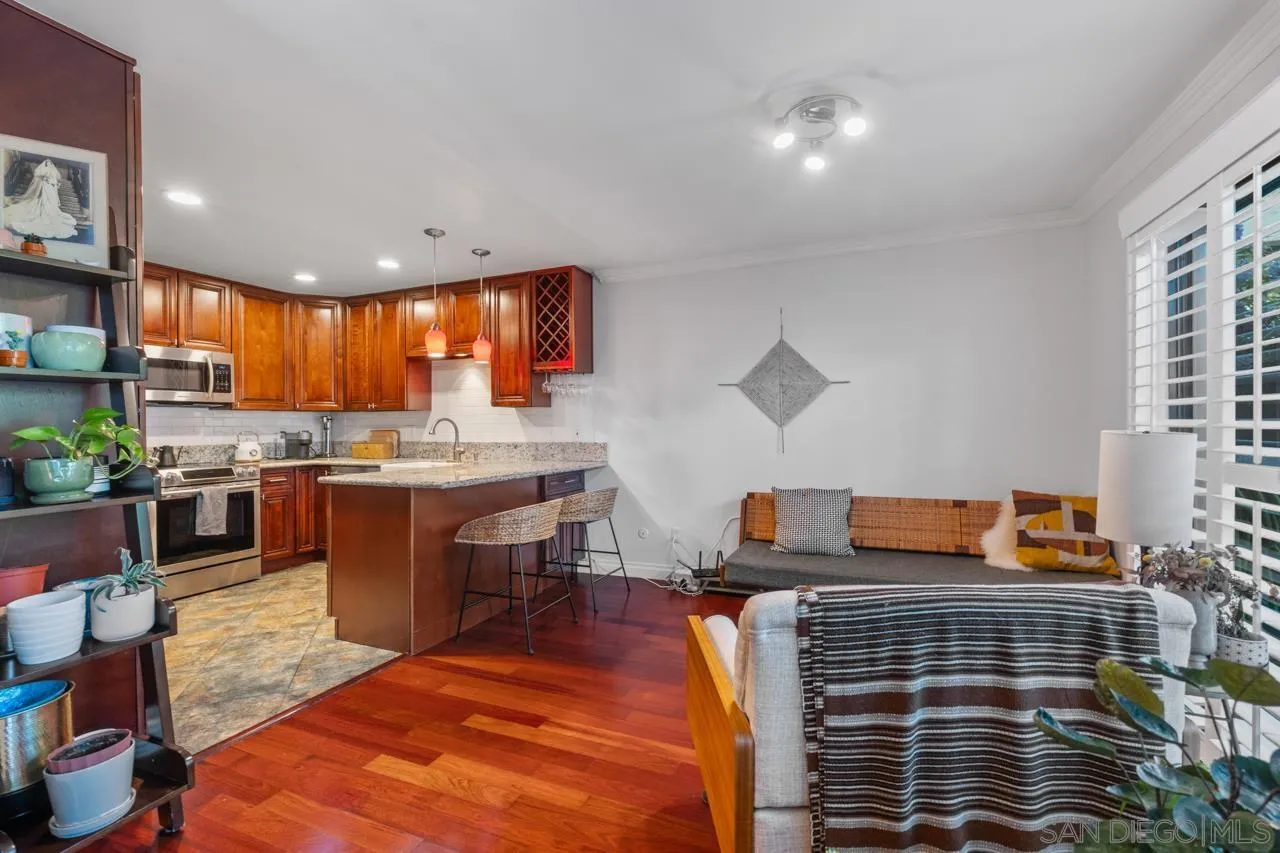 https://cdn.realtyfeed.com/cdn/127/260022915/1c98ac4c4d72369aef783f7caa7de367.webp