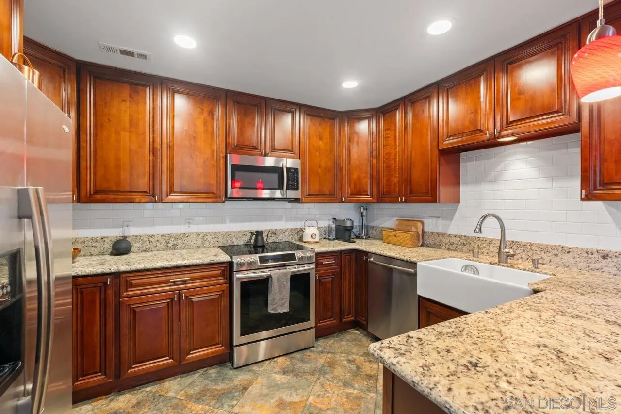 https://cdn.realtyfeed.com/cdn/127/260022915/46aa6ff2cb23909ef77b55783ab3931b.webp