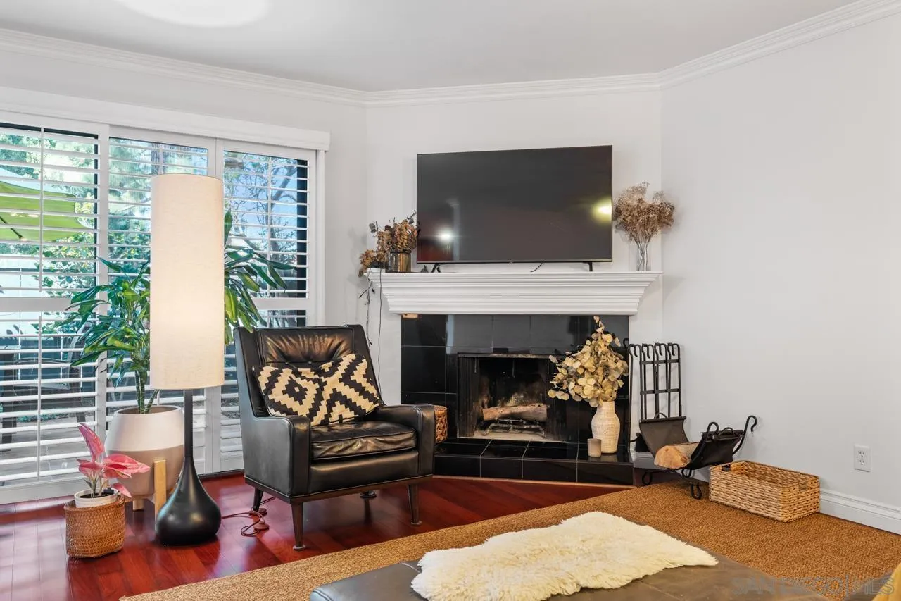https://cdn.realtyfeed.com/cdn/127/260022915/580e972370255959662f352e0f16ccd7.webp