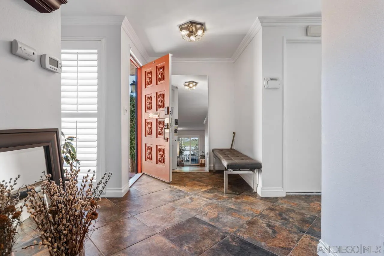 https://cdn.realtyfeed.com/cdn/127/260022915/7febf647bafb2a02c7e62623a1757e61.webp