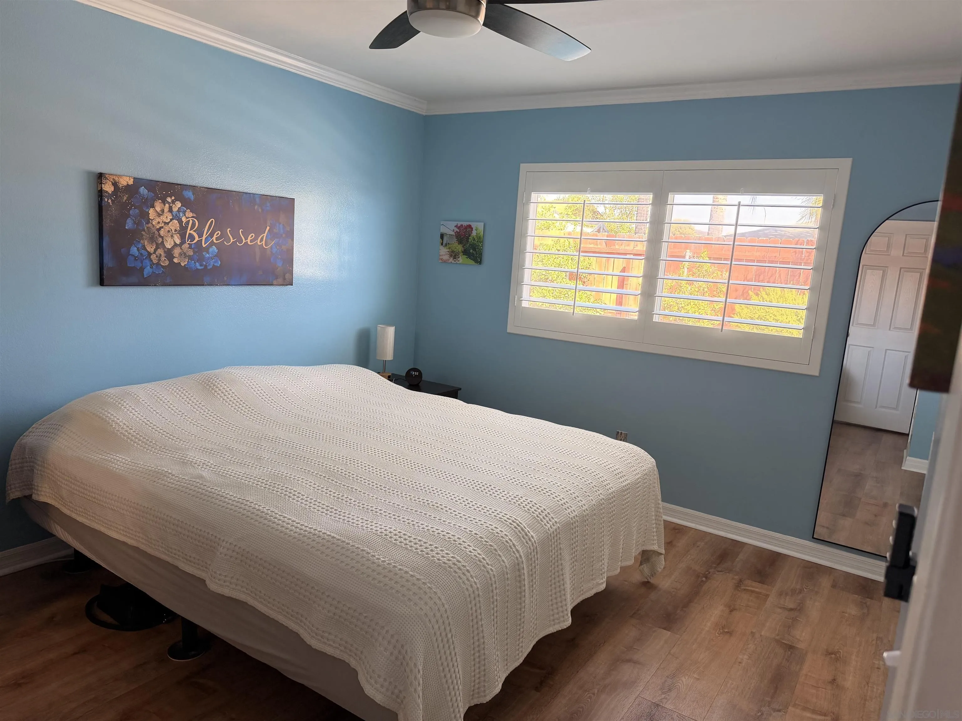 https://cdn.realtyfeed.com/cdn/127/260022918/86c51c10e4dc41ddd2bf950822cbbaf7.webp
