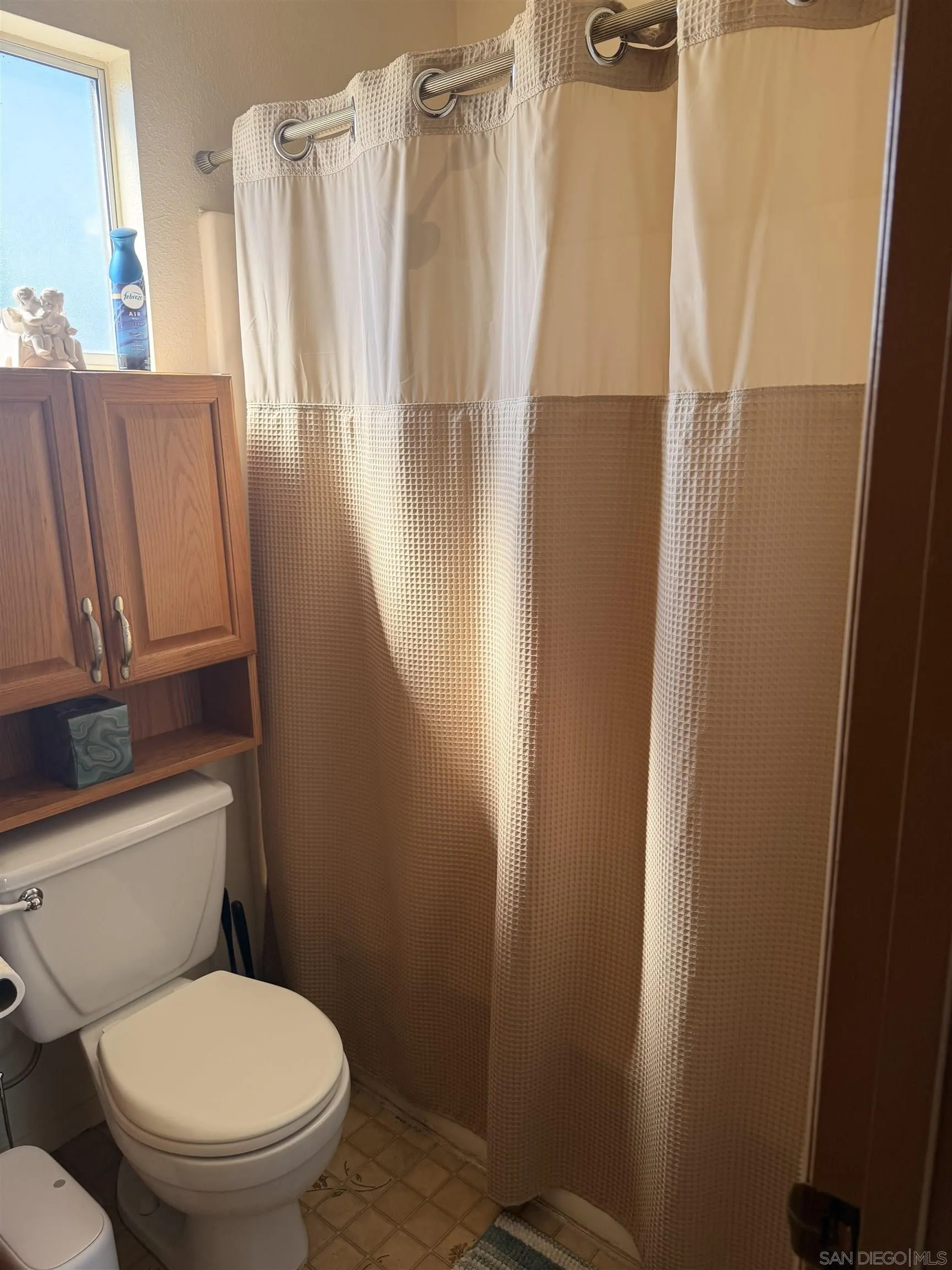 https://cdn.realtyfeed.com/cdn/127/260022918/b261d0dcce6b1a8a204ddc6c01f5cbb7.webp