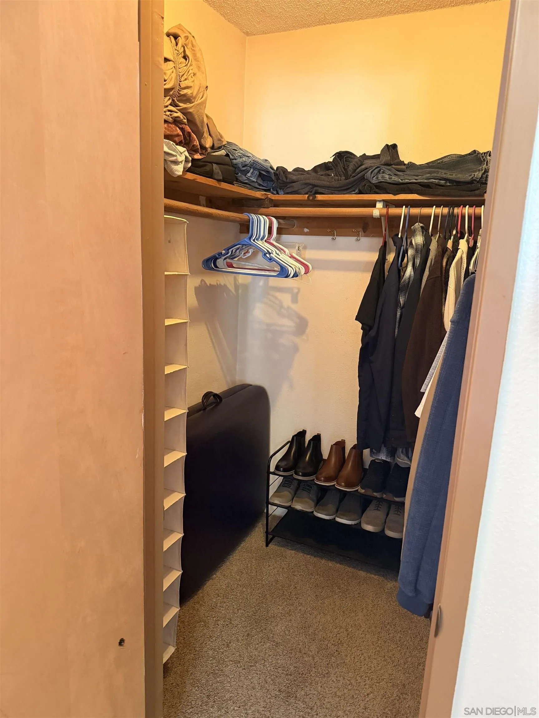 https://cdn.realtyfeed.com/cdn/127/260022918/b9e717cd528035591dae788c956e81b0.webp