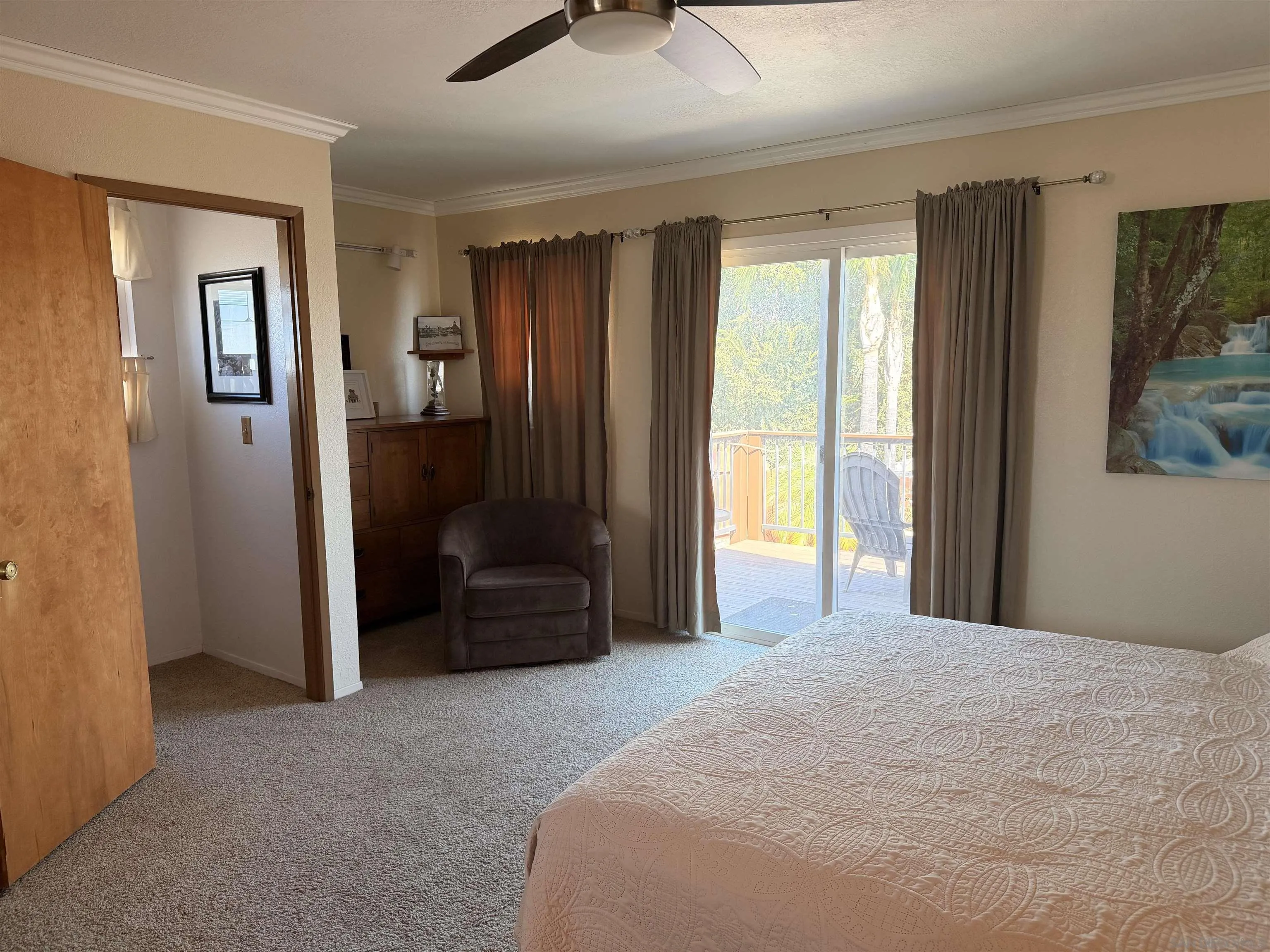 https://cdn.realtyfeed.com/cdn/127/260022918/f3ff8a420553e1f0ffa1b078f42ba40f.webp