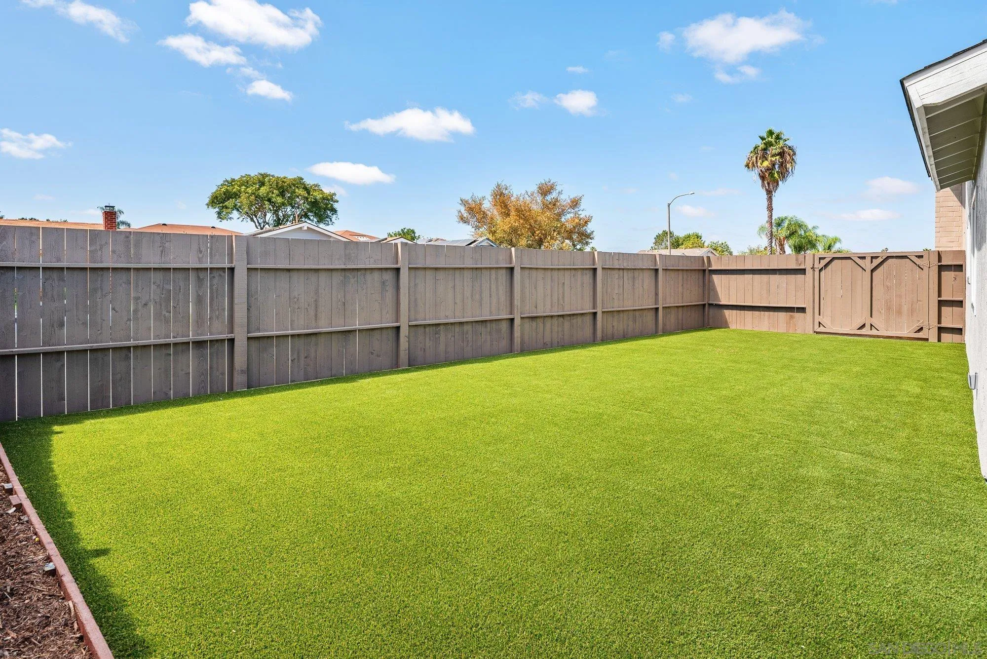 https://cdn.realtyfeed.com/cdn/127/260022920/4474f8f91a869a30600d597dbaea23b1.webp