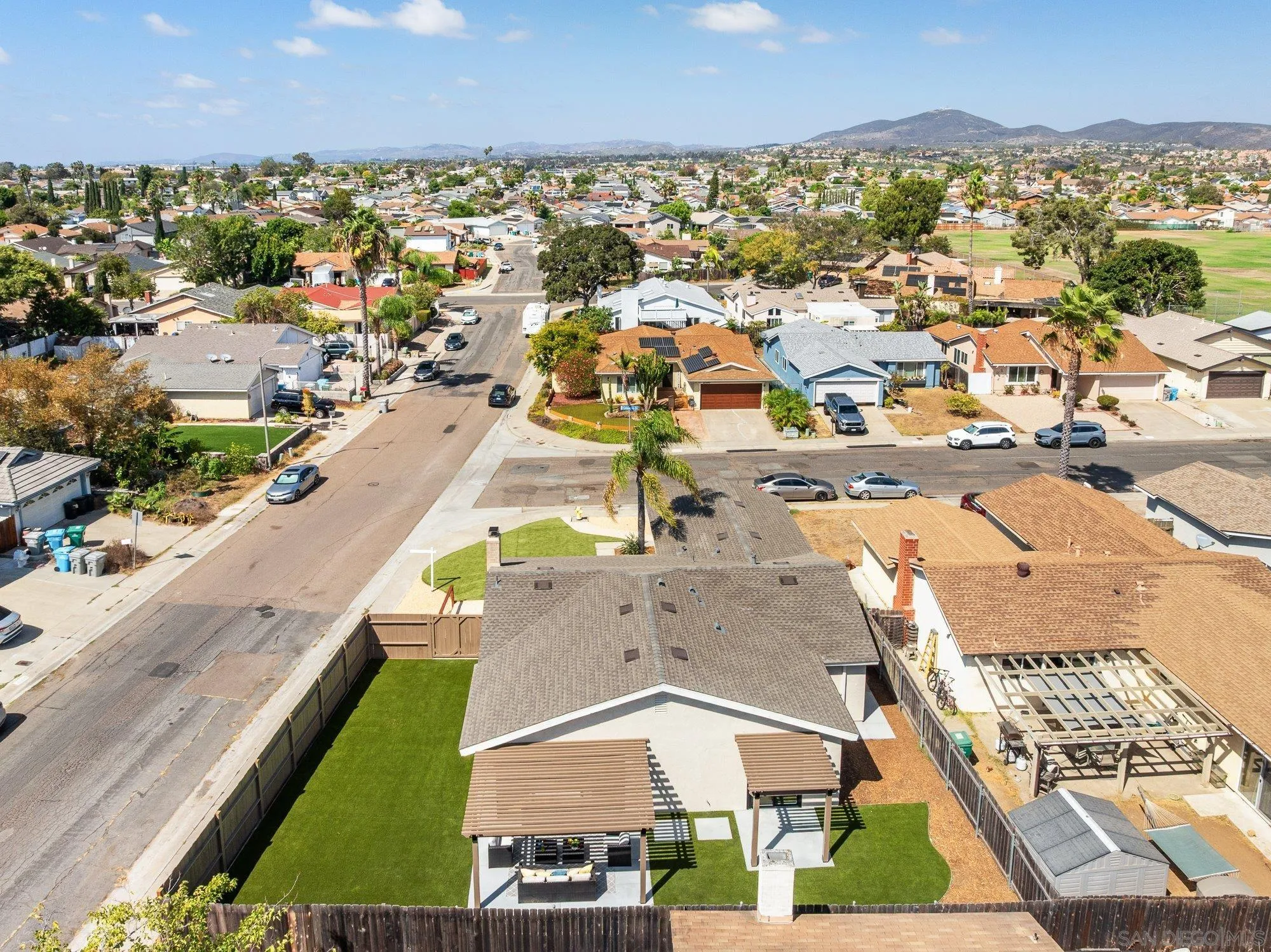 https://cdn.realtyfeed.com/cdn/127/260022920/e2b709deefe60fda14a07687e443c504.webp