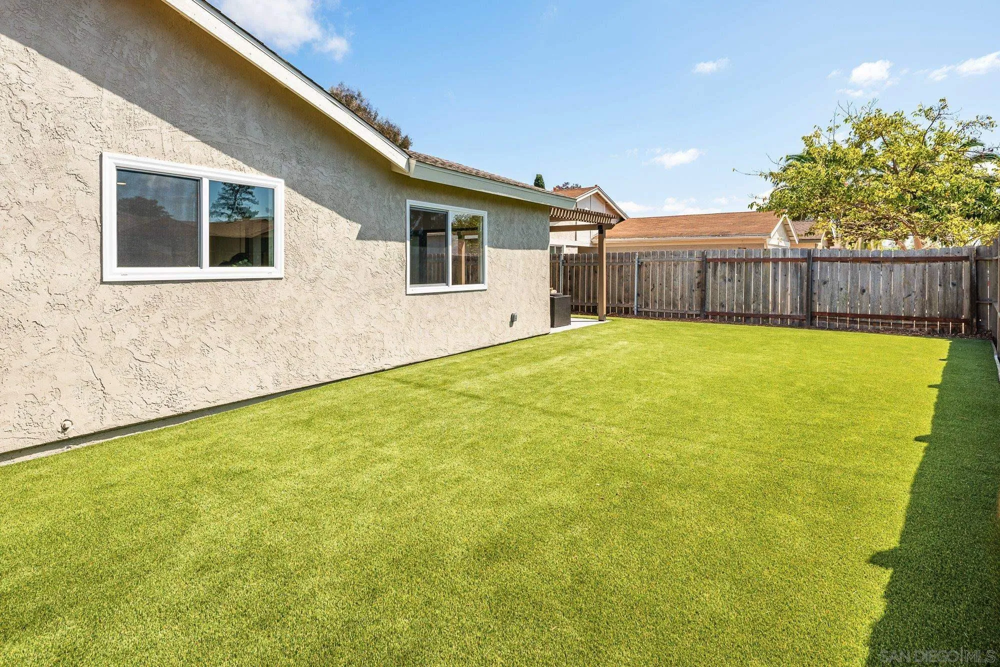 https://cdn.realtyfeed.com/cdn/127/260022920/f58a2c848c32fefd5f64422c38355ace.webp