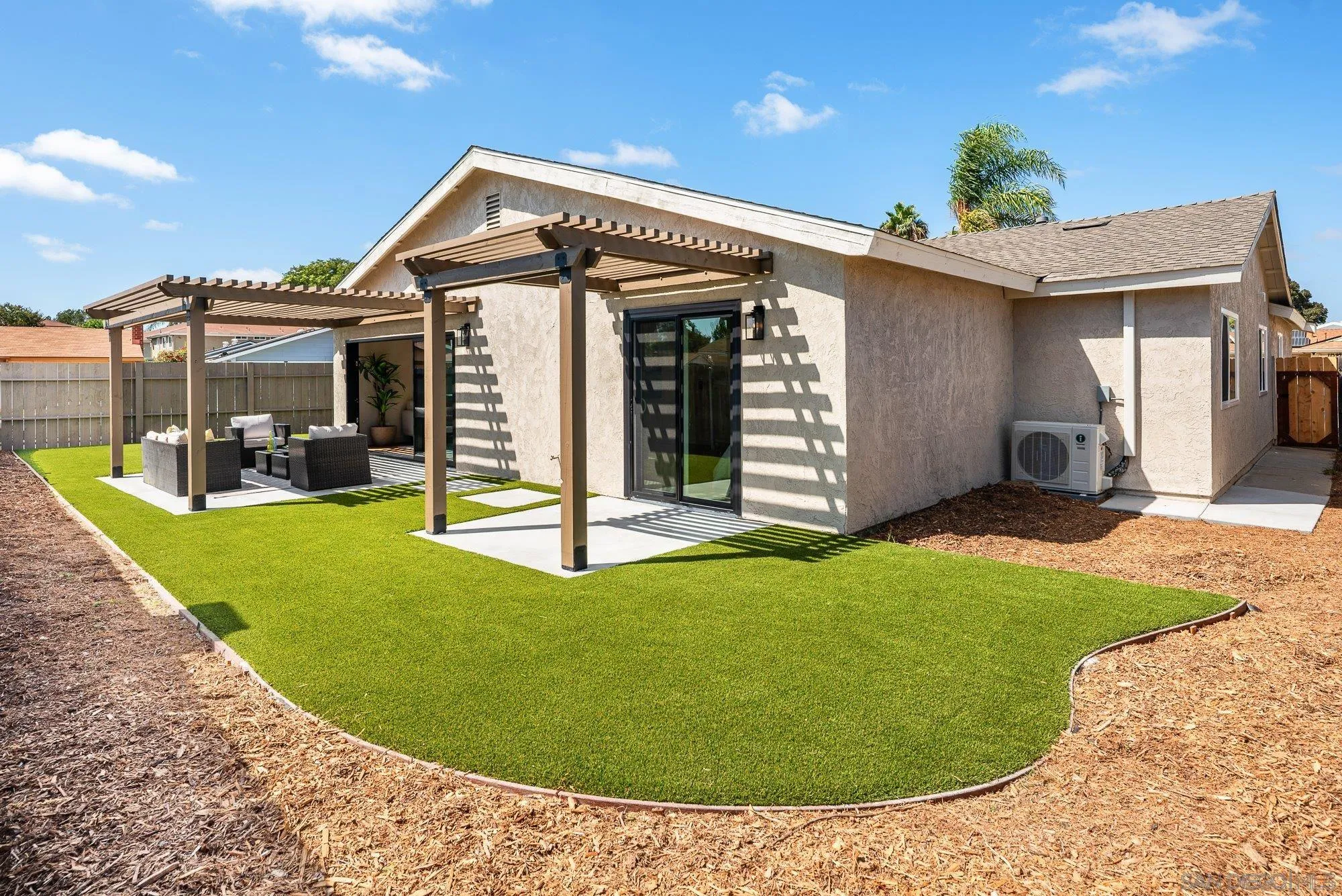 https://cdn.realtyfeed.com/cdn/127/260022920/ff2db1ae4911c2adc2dbc486084d7ef3.webp