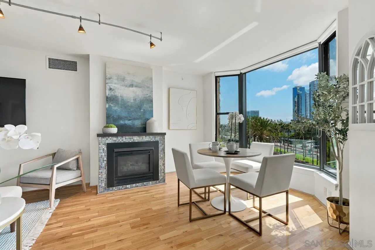 https://cdn.realtyfeed.com/cdn/127/260022921/04f6b8c0cbf4151e3ea6de78cdefcc24.webp
