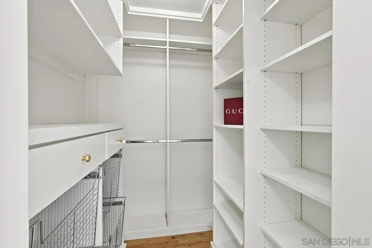 https://cdn.realtyfeed.com/cdn/127/260022921/2fd481b1fcd28643f2b6a8813354abdb.webp