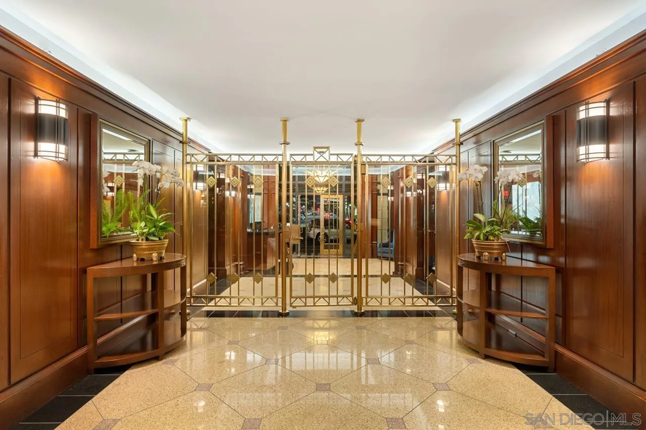 https://cdn.realtyfeed.com/cdn/127/260022921/372e7231cc56ef47e70b8f6e1666c2b8.webp