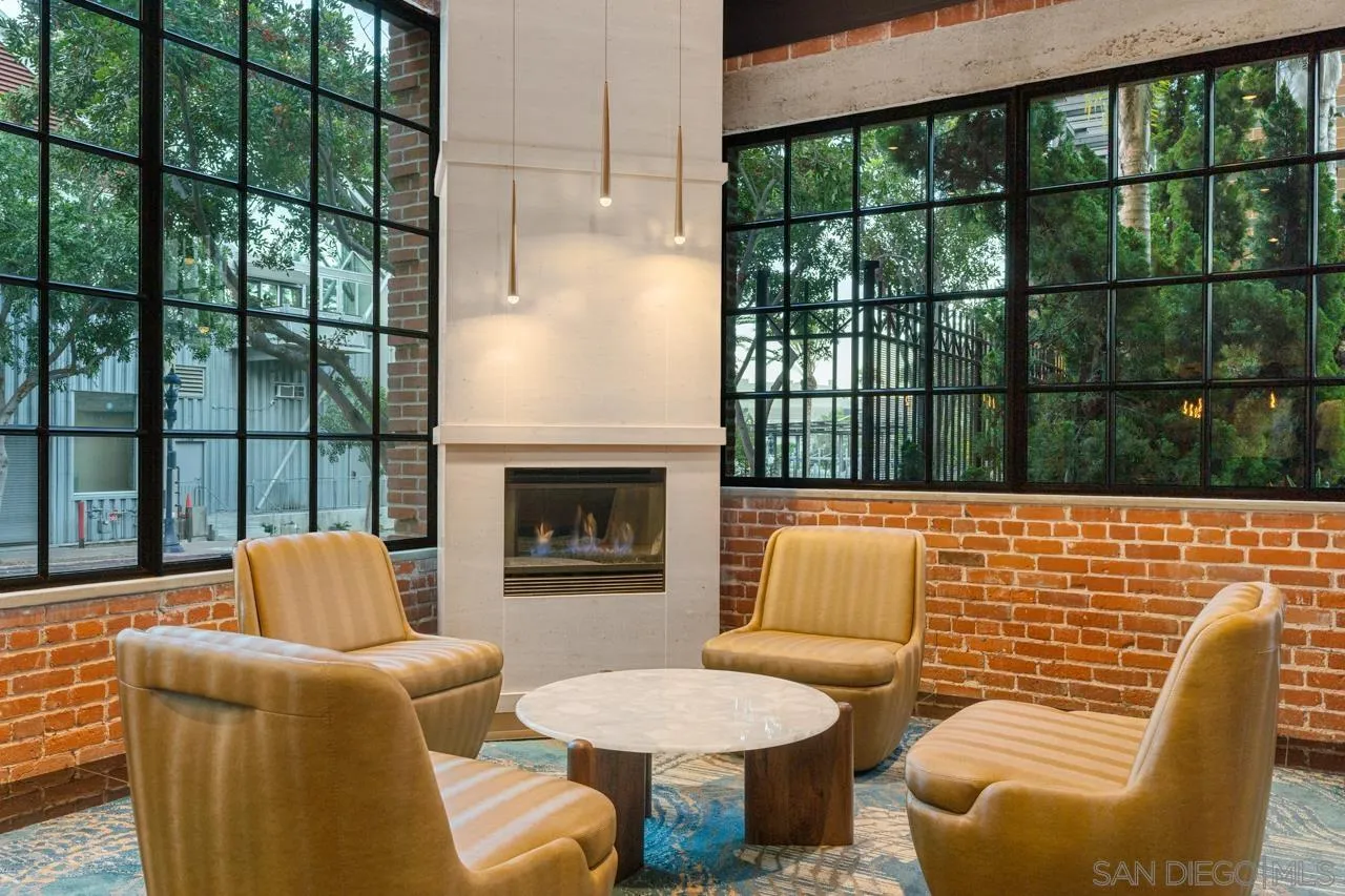 https://cdn.realtyfeed.com/cdn/127/260022921/59214e0d5191cc17415b3890f6b4d355.webp