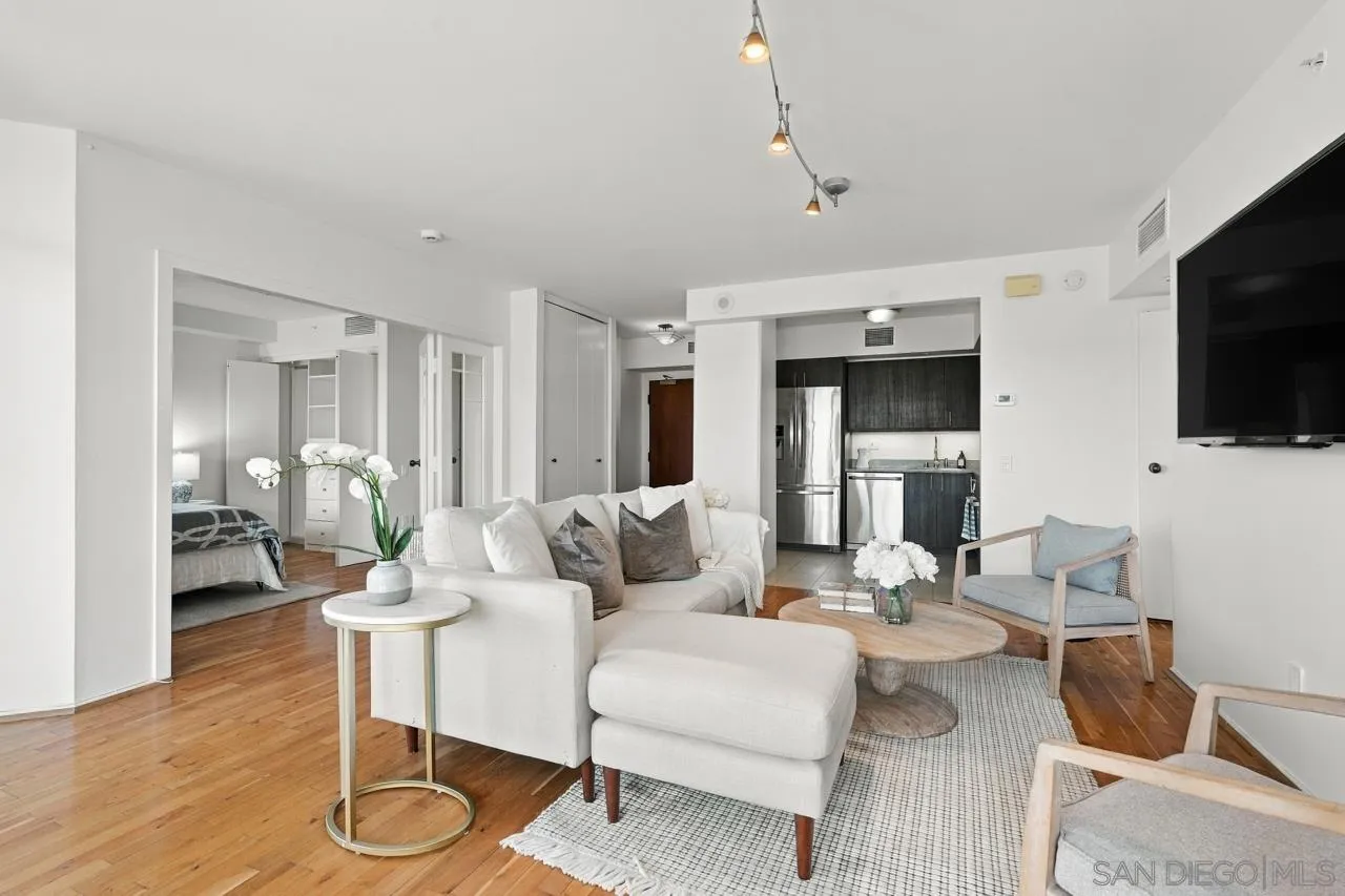 https://cdn.realtyfeed.com/cdn/127/260022921/661362a7c3490d06551fe81eb3c6563a.webp
