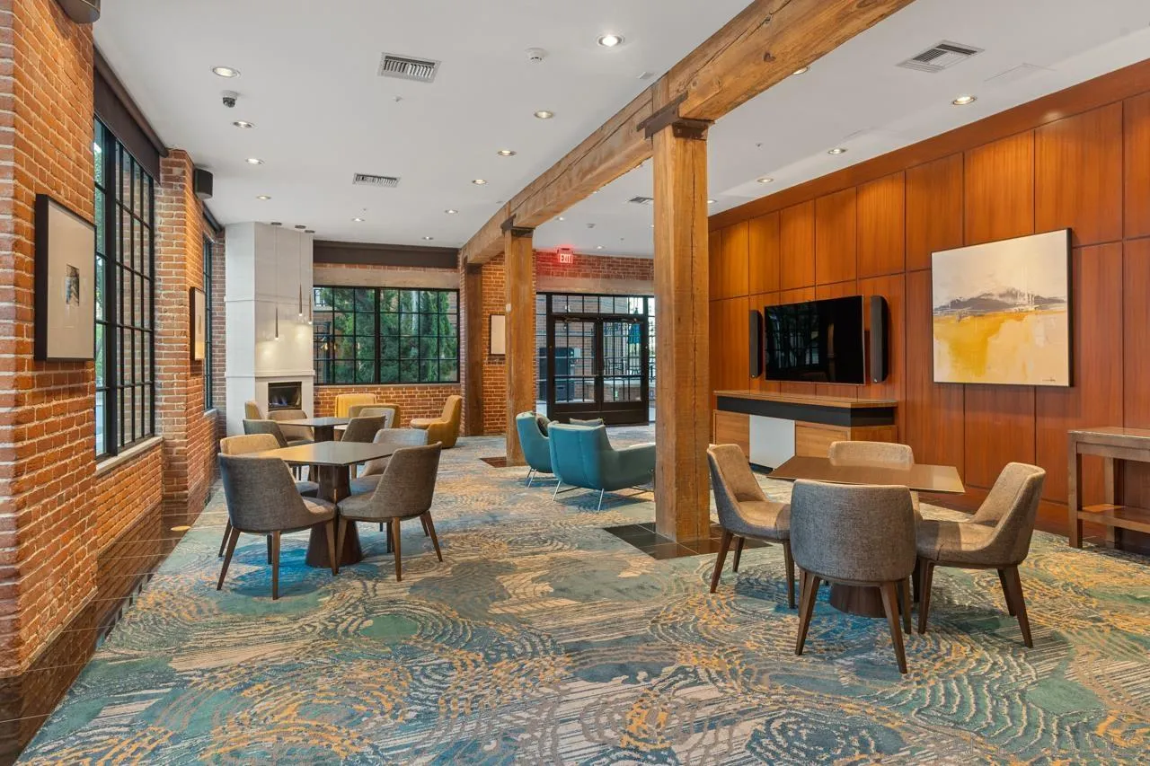 https://cdn.realtyfeed.com/cdn/127/260022921/ab419d317dd182d6e38e81b657804c9a.webp