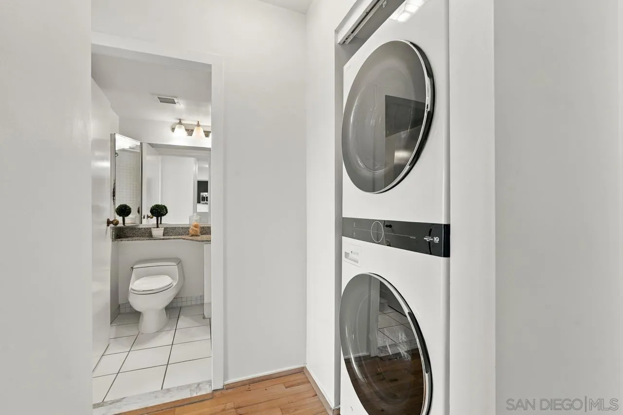 https://cdn.realtyfeed.com/cdn/127/260022921/f562d2a6d38e8ac238a41b26a8e020e6.webp