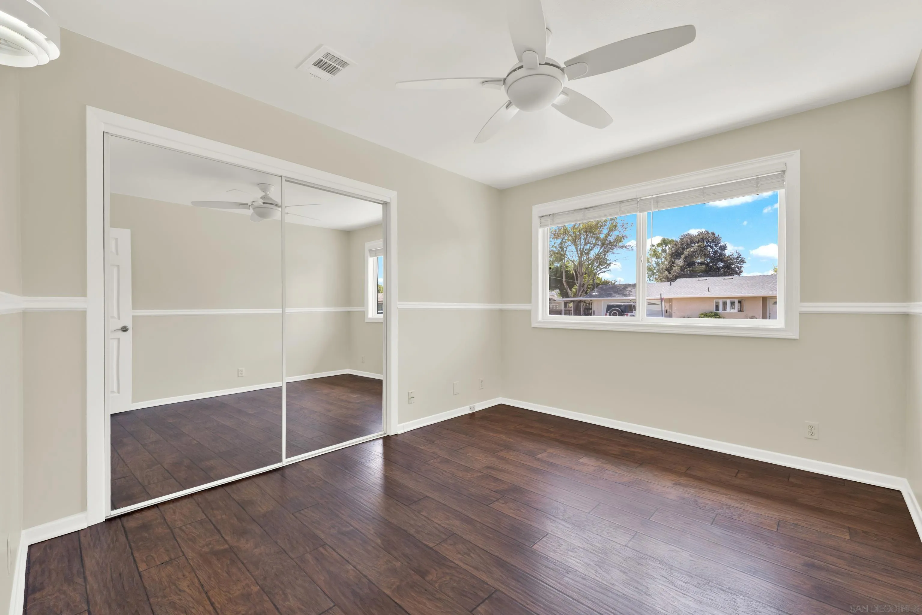 https://cdn.realtyfeed.com/cdn/127/260022922/1491f18b683ad23e65209cce3db0f809.webp