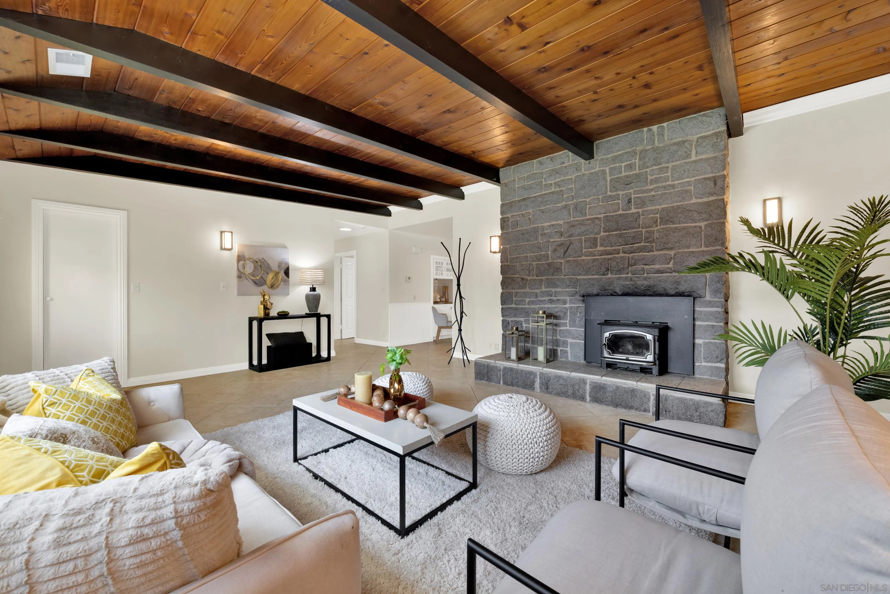 https://cdn.realtyfeed.com/cdn/127/260022922/701539be6eefc3af72572143d4d100e5.webp