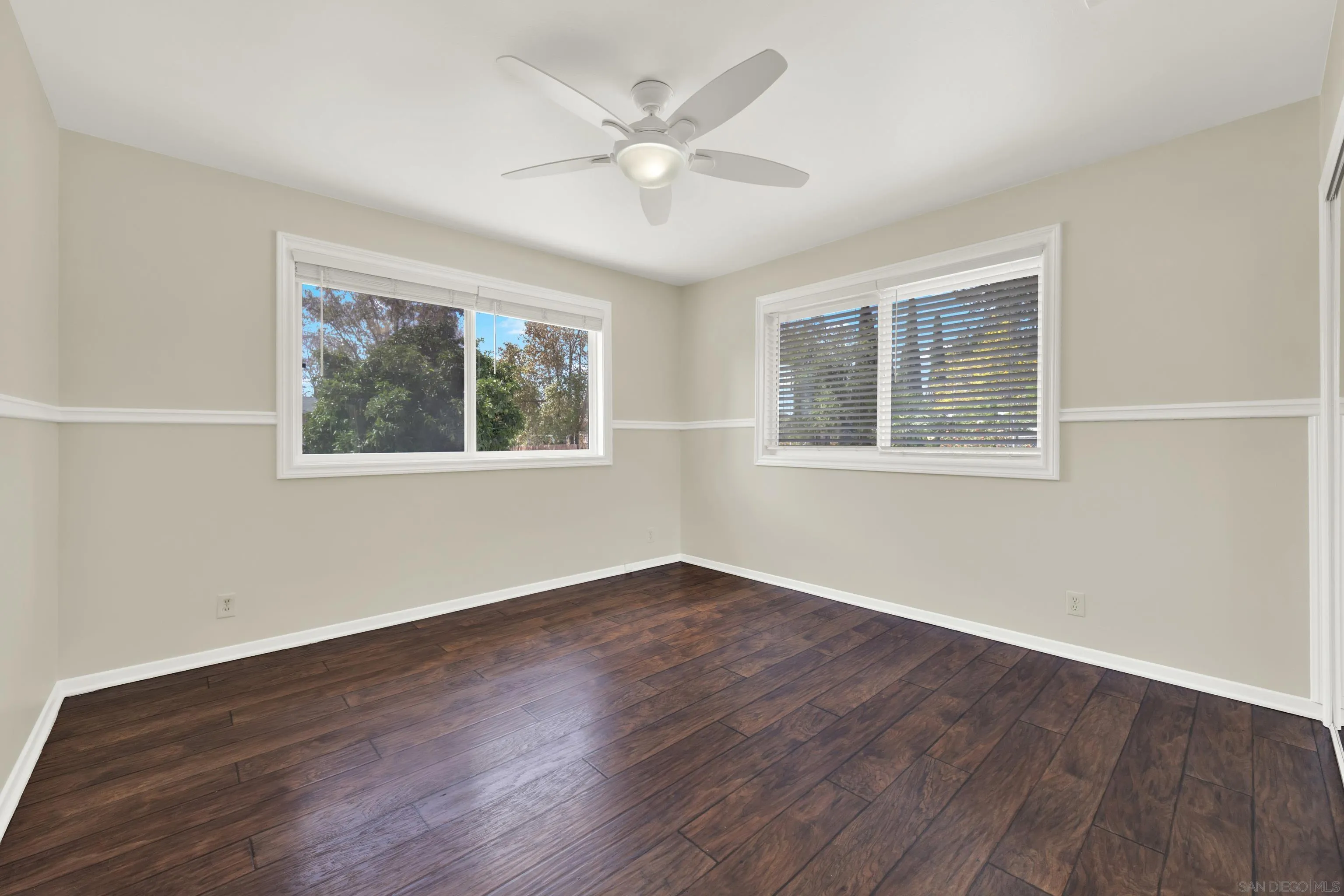https://cdn.realtyfeed.com/cdn/127/260022922/904ffa2ea18578523ec293fcaee7b65c.webp